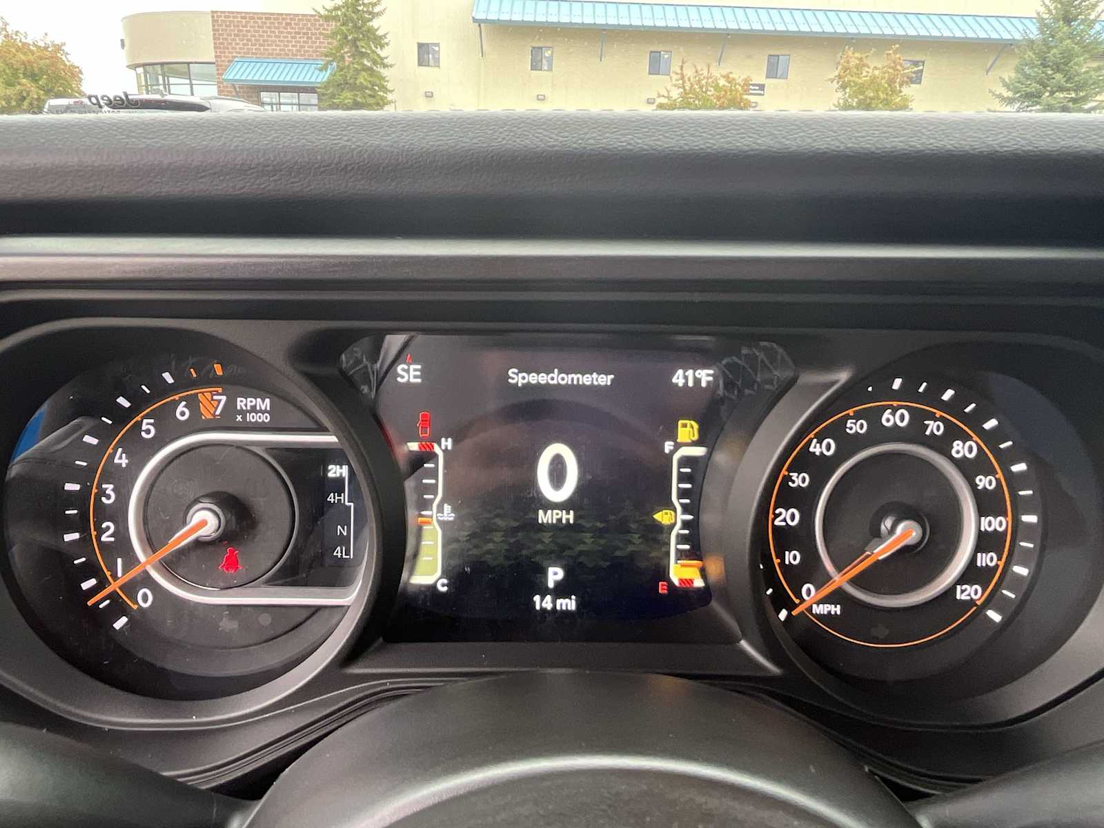 Thumbnail: 2025 Jeep Gladiator - 18