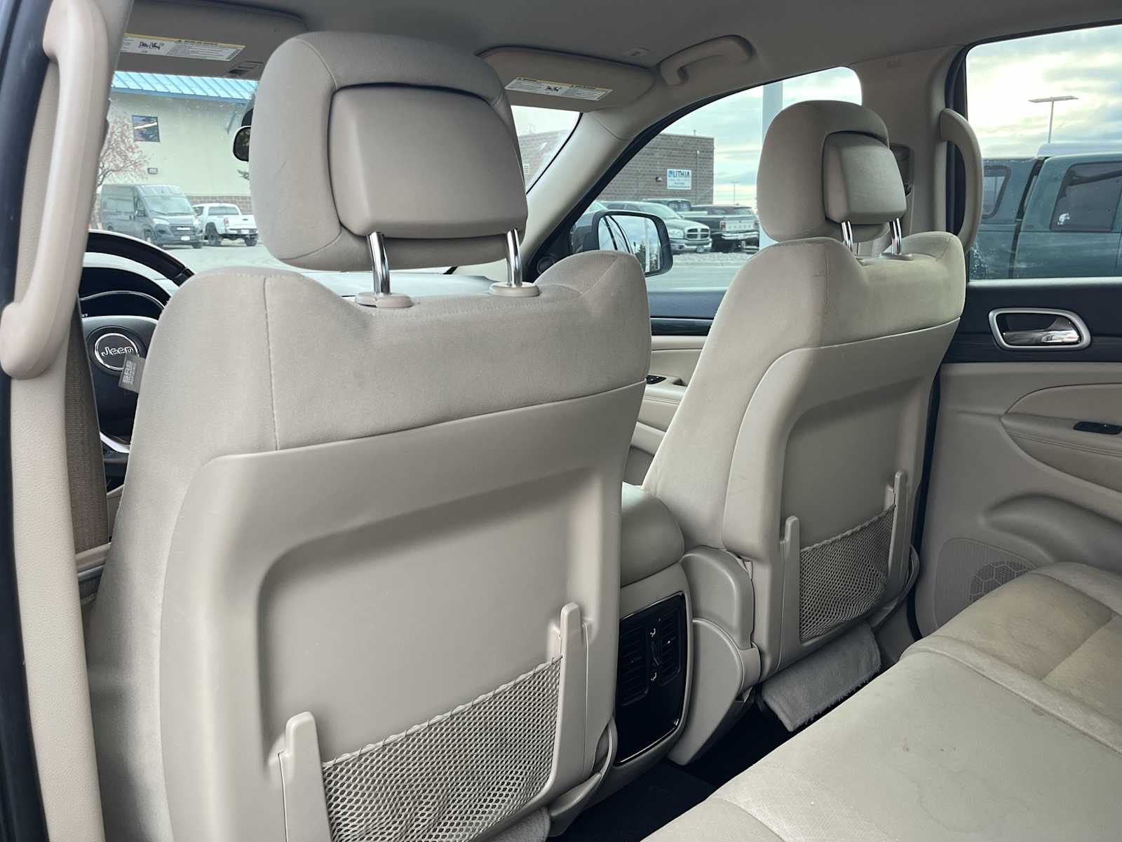 Thumbnail: 2020 Jeep Grand Cherokee - 12