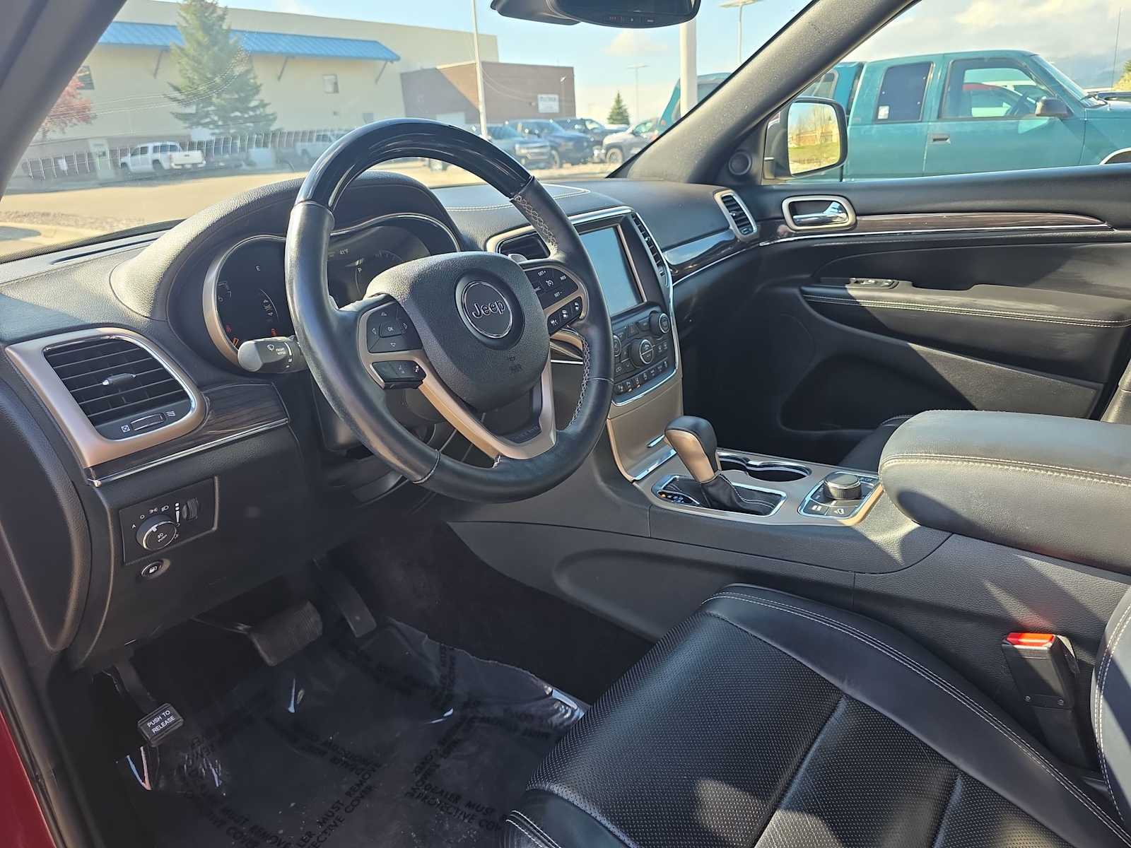 Thumbnail: 2017 Jeep Grand Cherokee - 2
