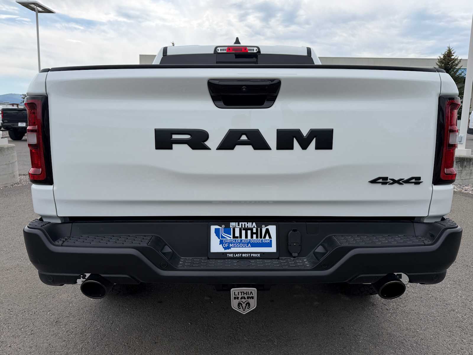 Thumbnail: 2026 RAM 1500 - 8