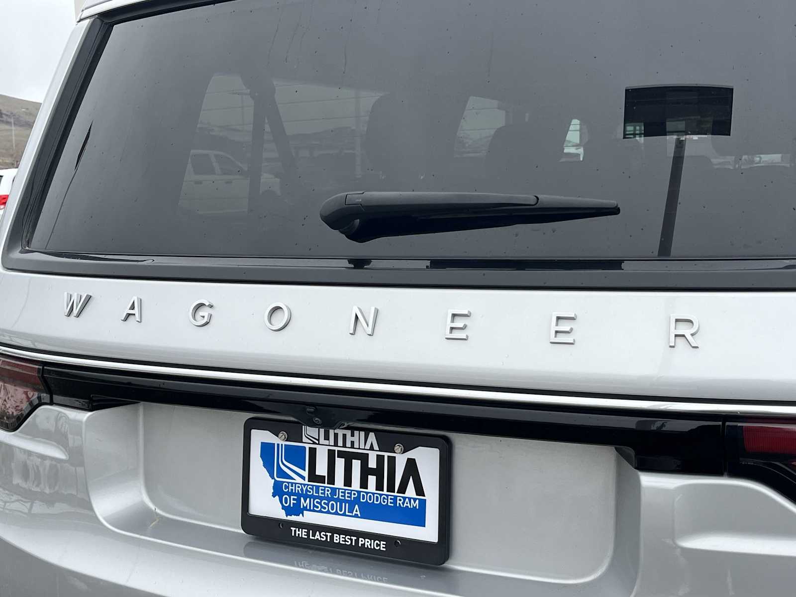 Thumbnail: 2023 Jeep Wagoneer - 7