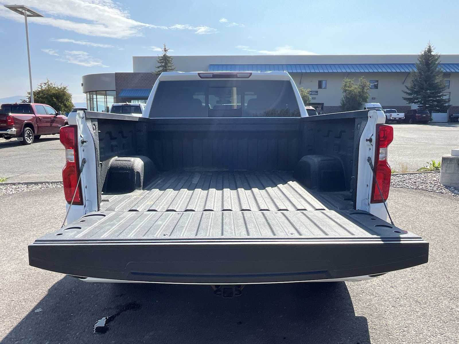 Thumbnail: 2022 Chevrolet Silverado 1500 - 19