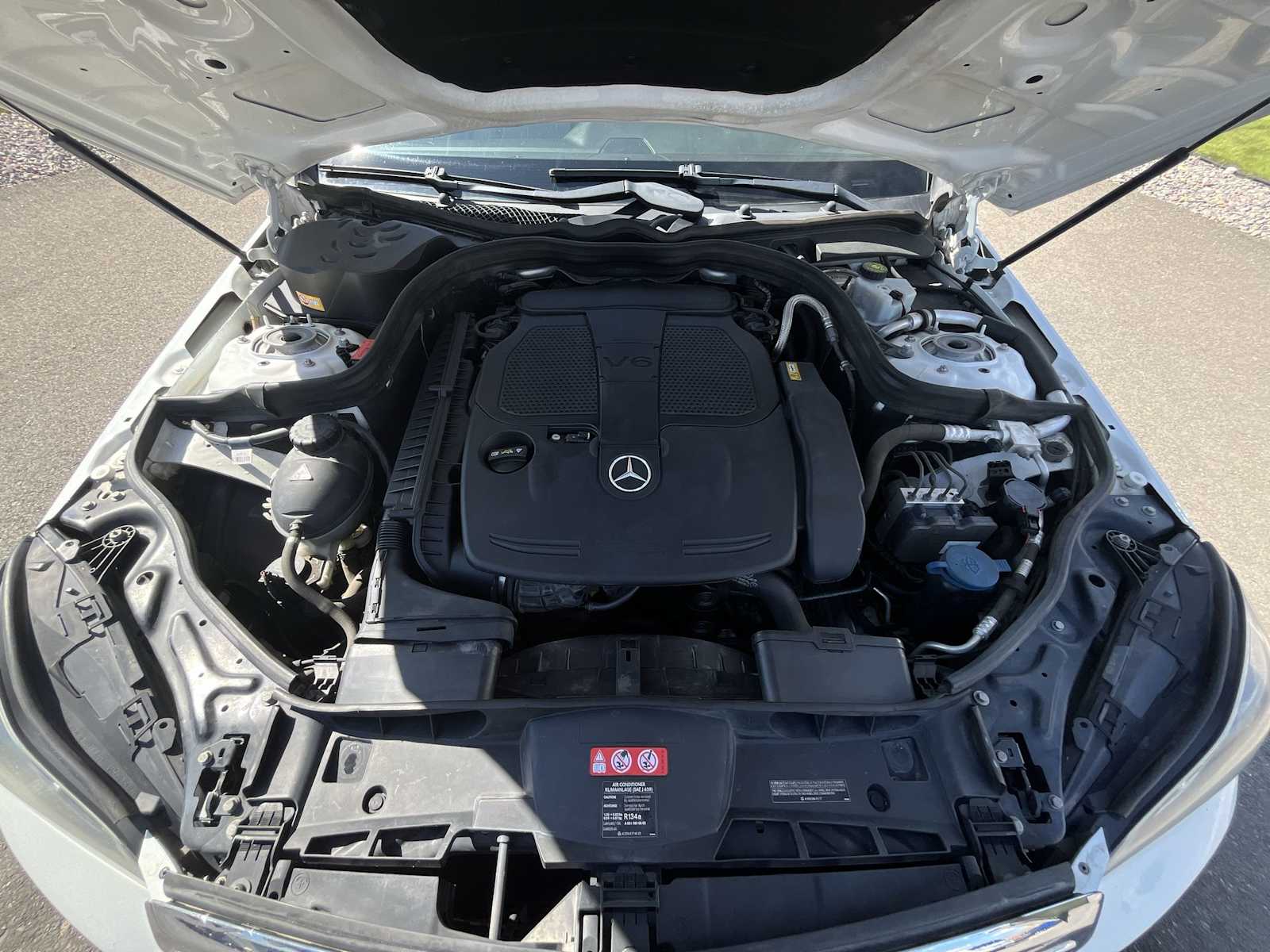 Thumbnail: 2014 Mercedes-Benz E-Class - 9