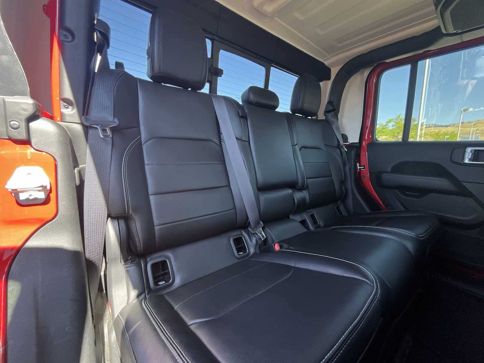Thumbnail: 2020 Jeep Gladiator - 13