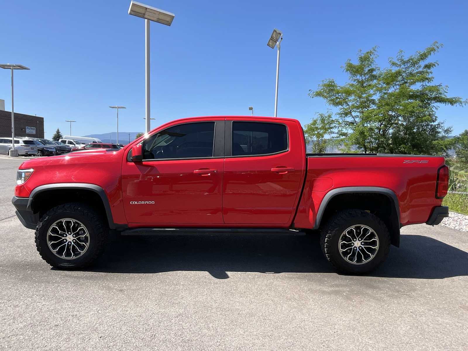 Thumbnail: 2020 Chevrolet Colorado - 3