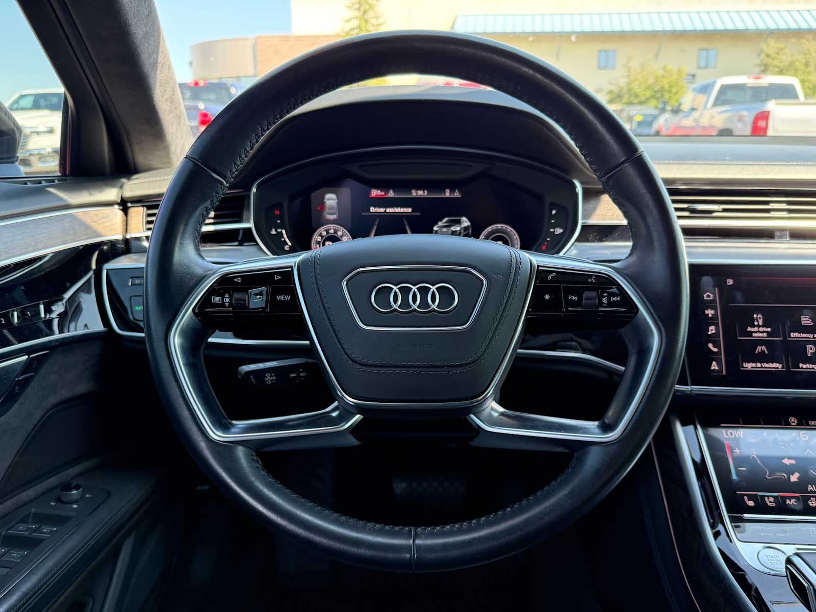 Thumbnail: 2020 Audi A8 - 14