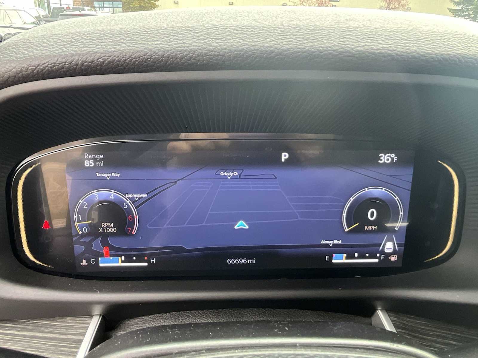 Thumbnail: 2022 Jeep Wagoneer - 18