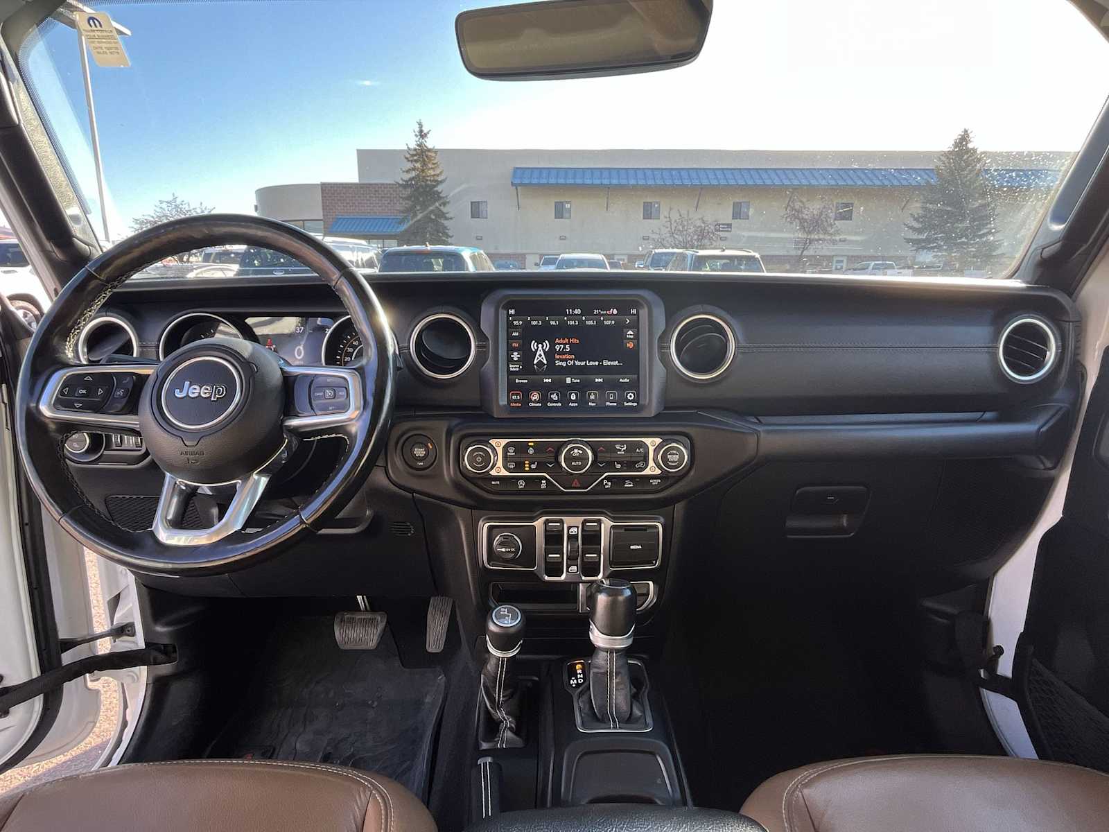 Thumbnail: 2020 Jeep Gladiator - 10