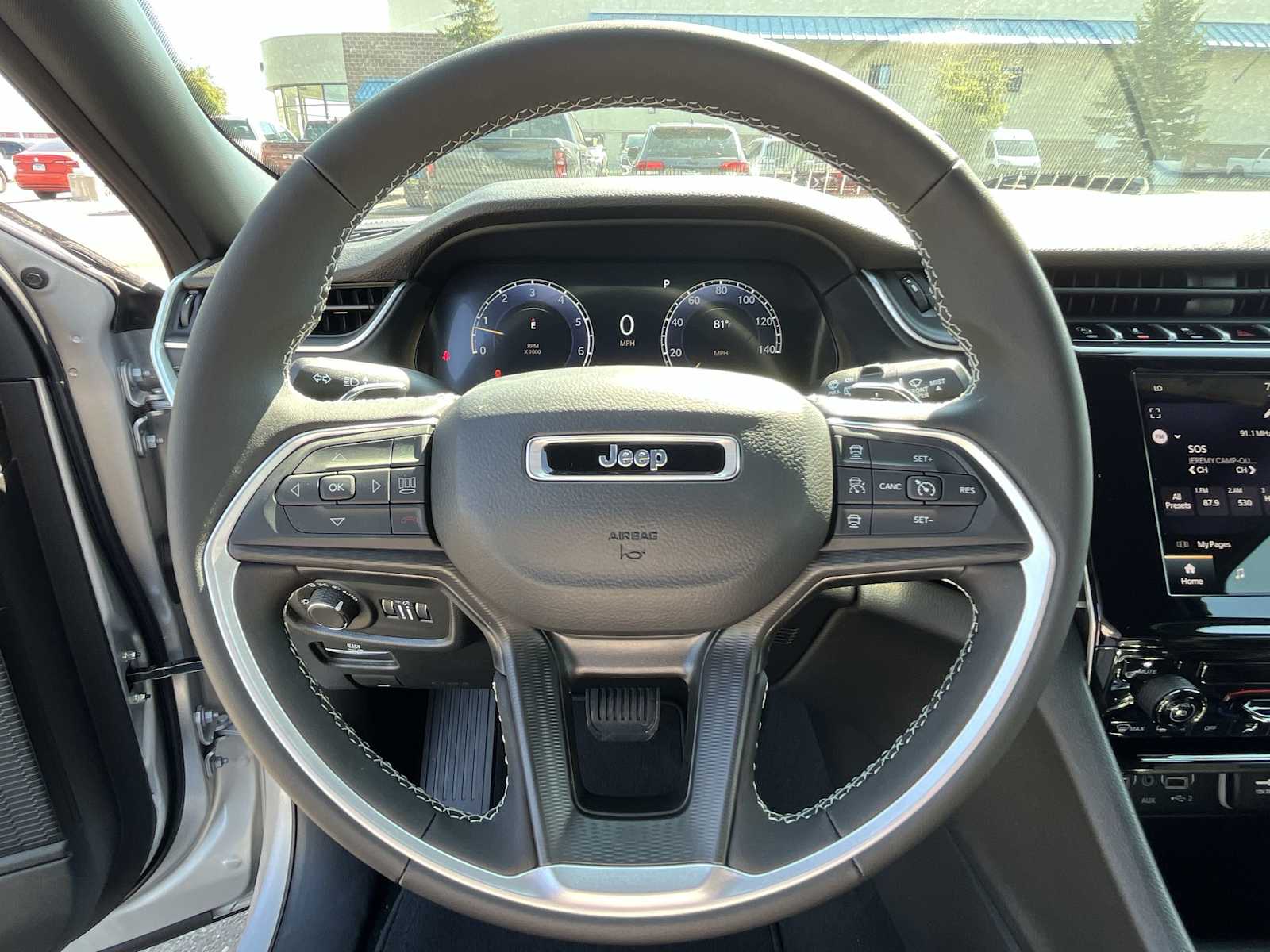 Thumbnail: 2025 Jeep Grand Cherokee - 15