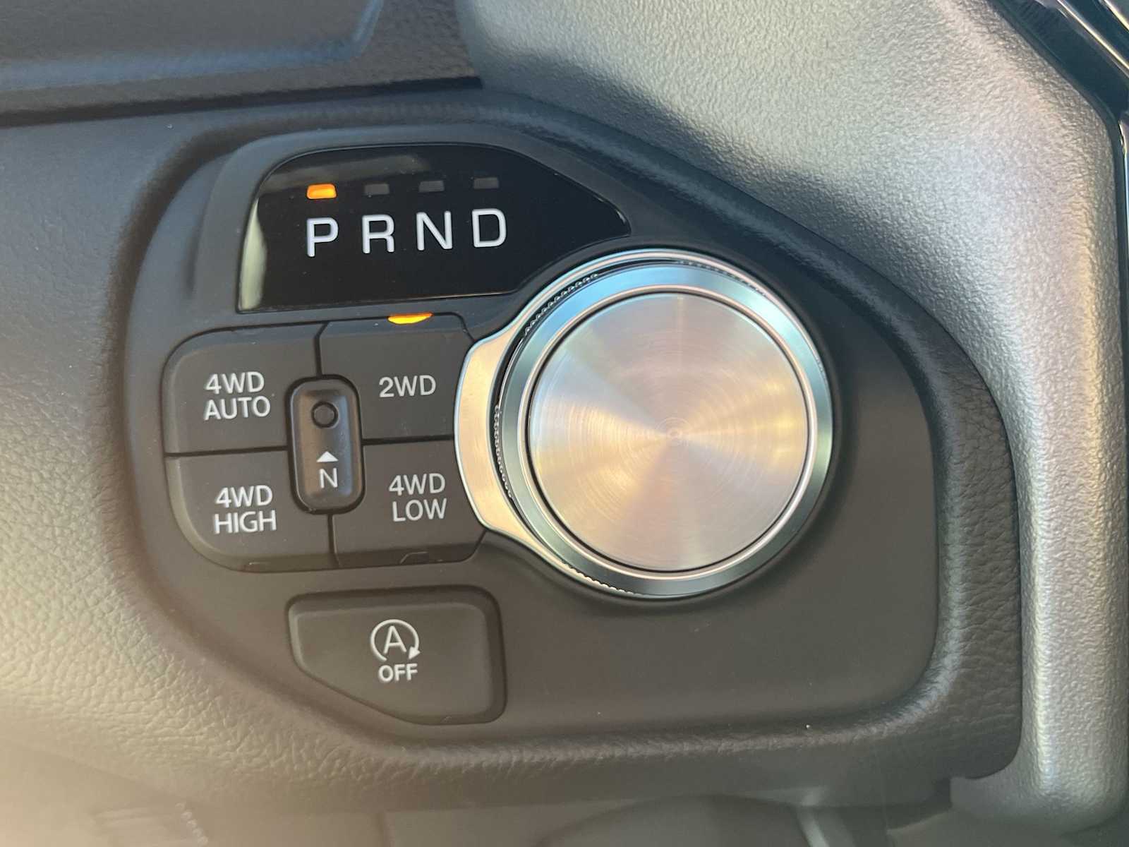Thumbnail: 2025 RAM 1500 - 17