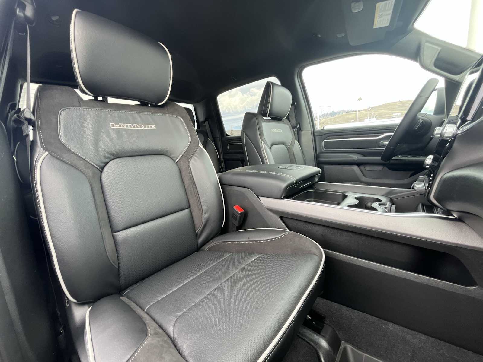 Thumbnail: 2026 RAM 1500 - 14