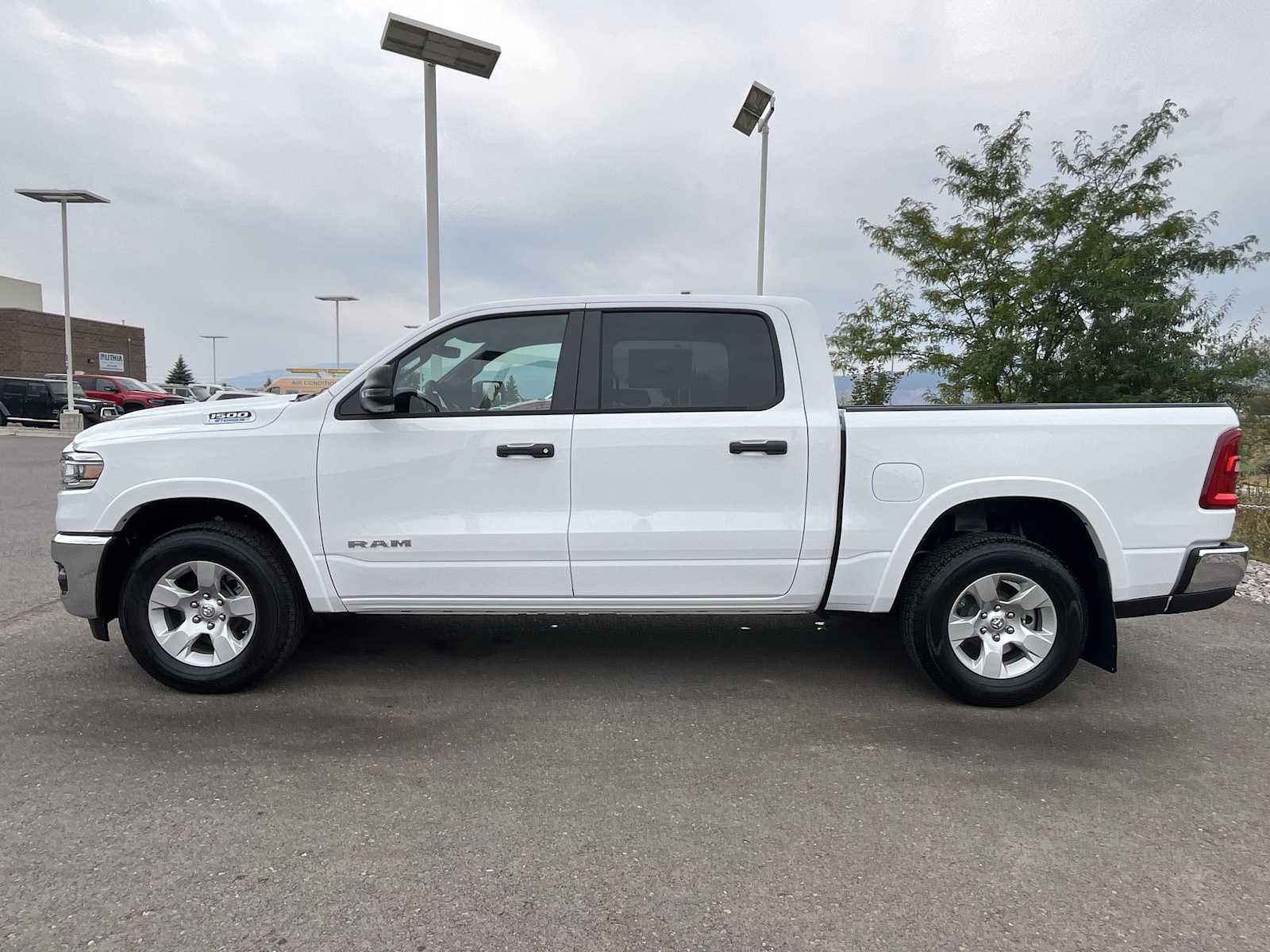 2025 Ram 1500 Big Horn photo 3