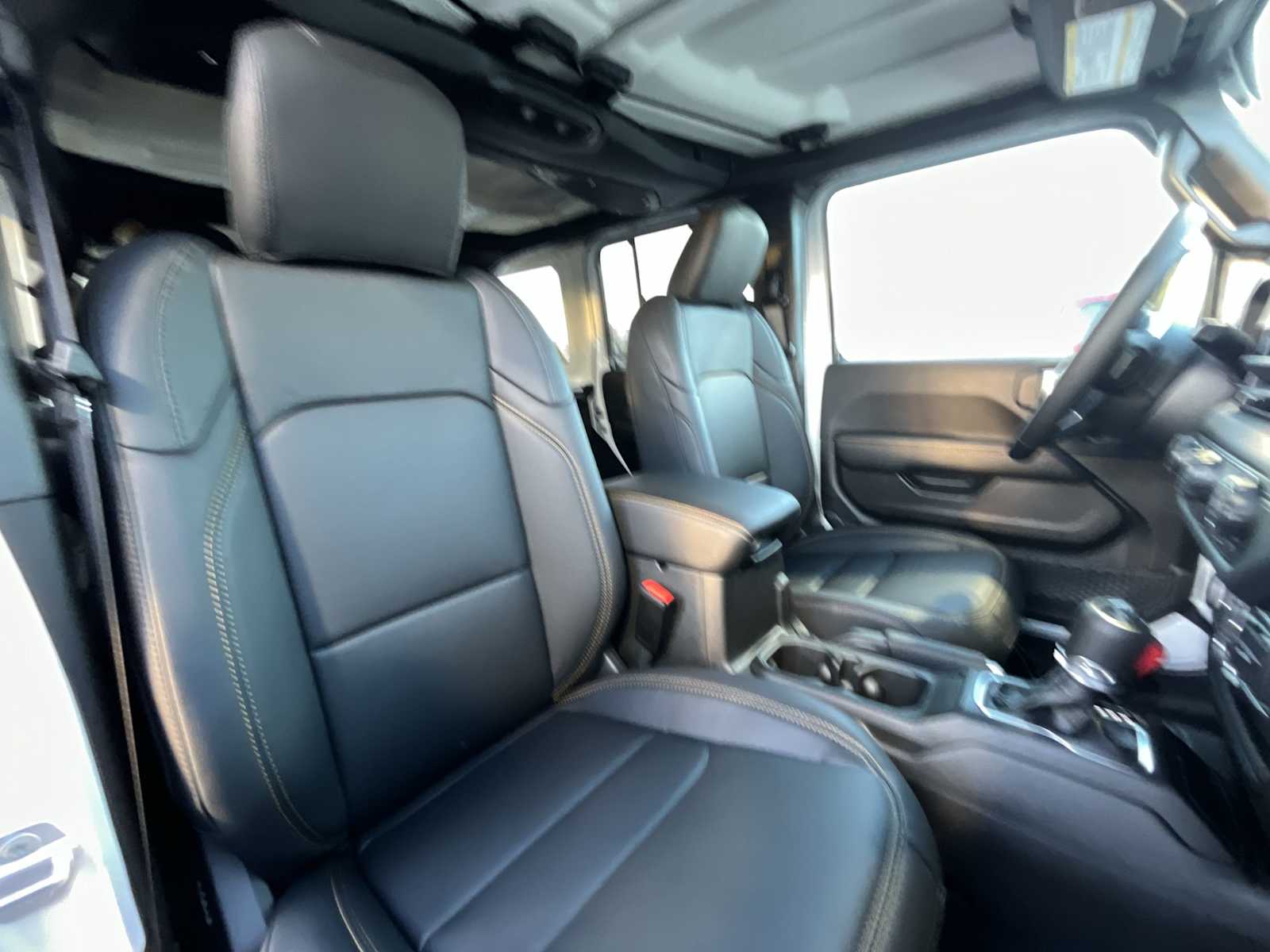 Thumbnail: 2026 Jeep Wrangler - 14