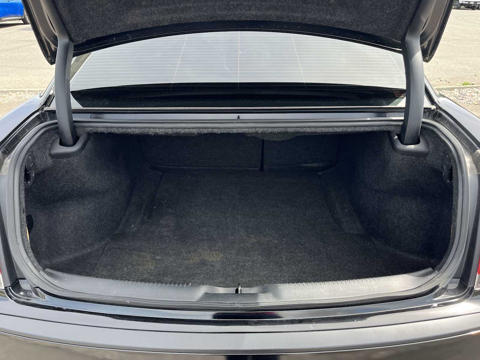 Thumbnail: 2019 Chrysler 300 - 19