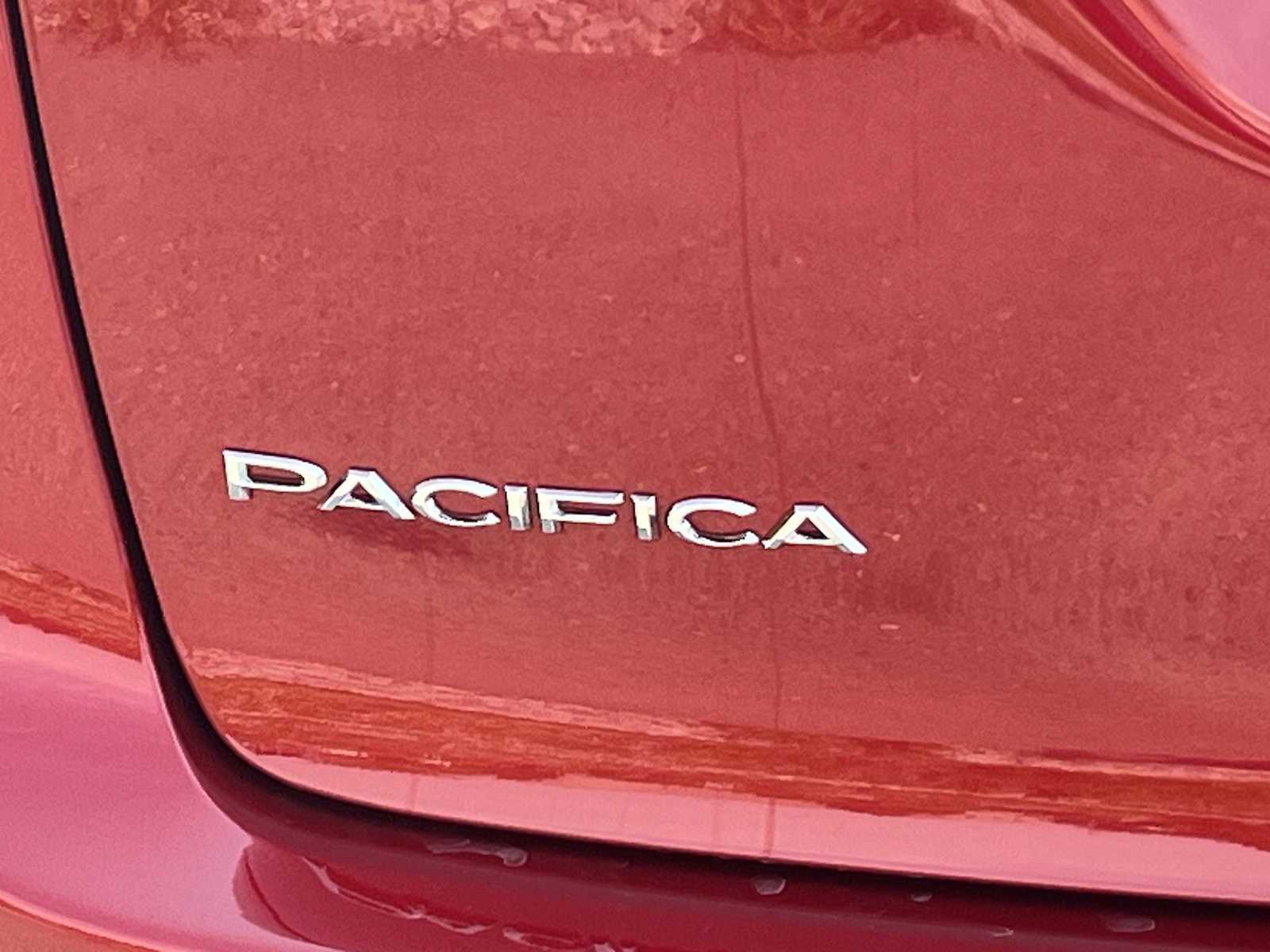 Thumbnail: 2026 Chrysler Pacifica - 7