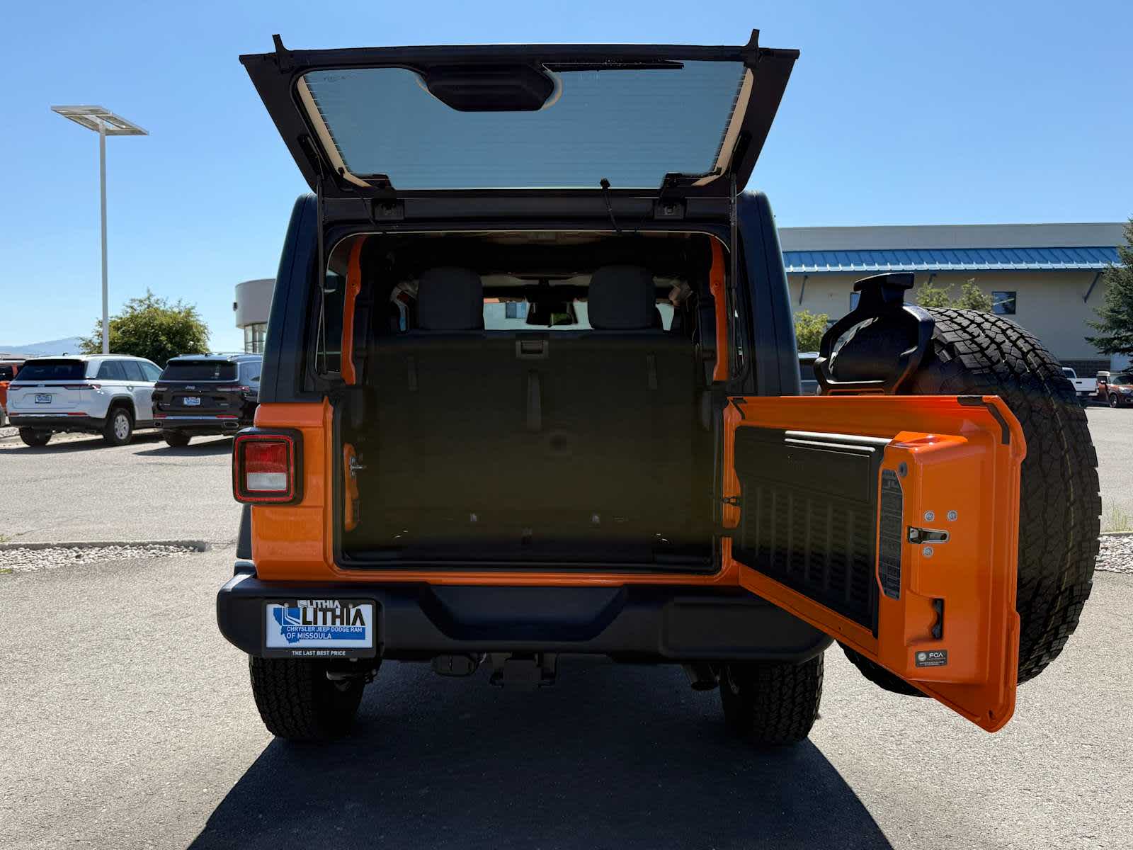 Thumbnail: 2025 Jeep Wrangler - 9