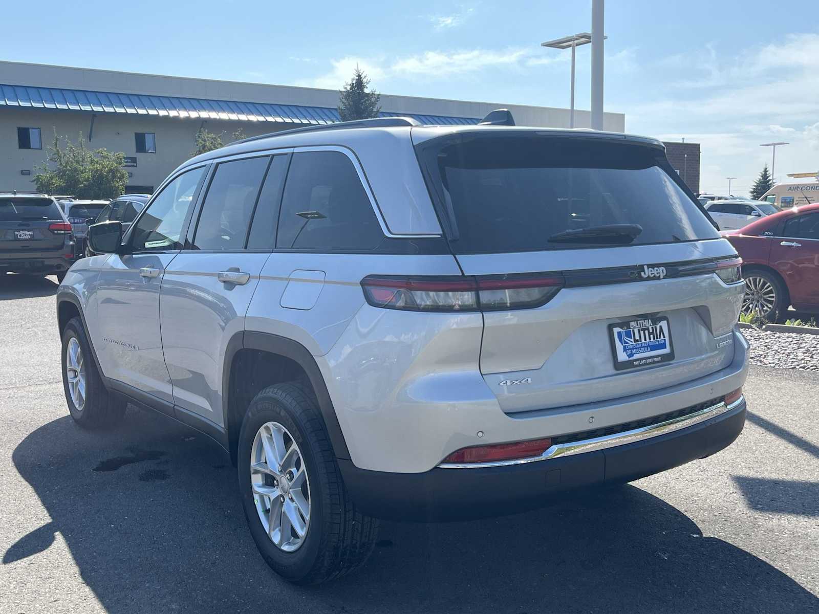 Thumbnail: 2025 Jeep Grand Cherokee - 4