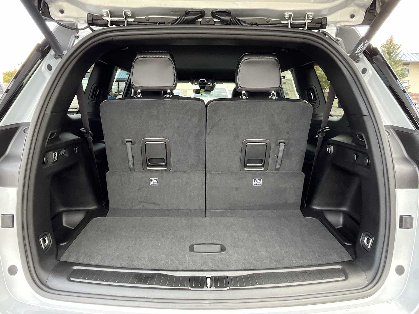 Thumbnail: 2025 Jeep Grand Cherokee - 19