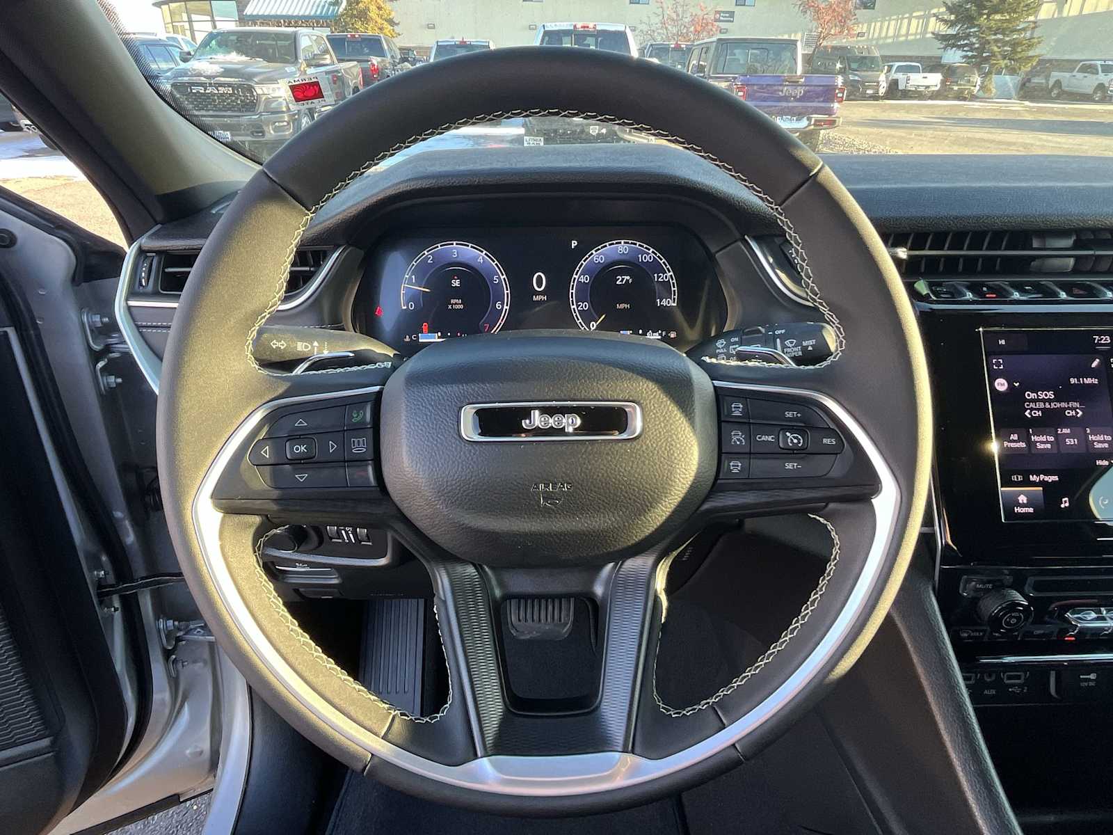 Thumbnail: 2025 Jeep Grand Cherokee - 15