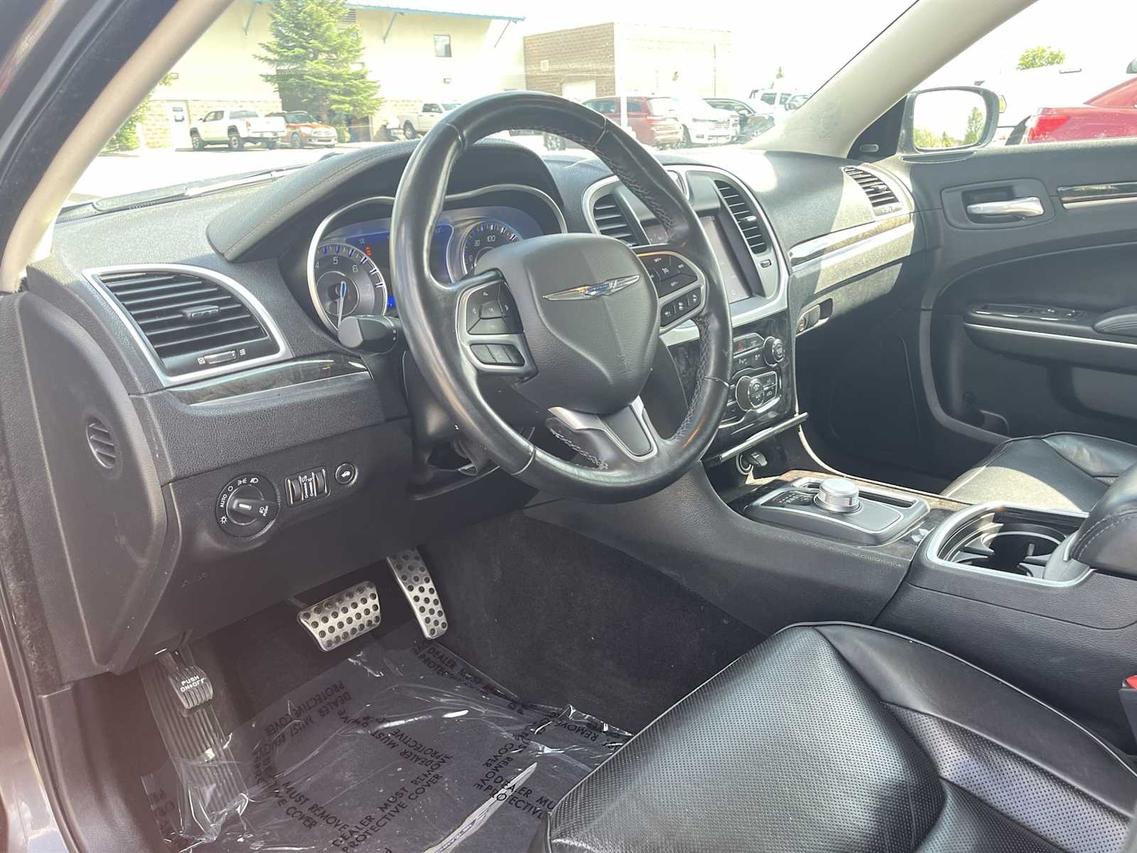 Used 2022 Chrysler 300 Touring L with VIN 2C3CCASG6NH104116 for sale in Missoula, MT