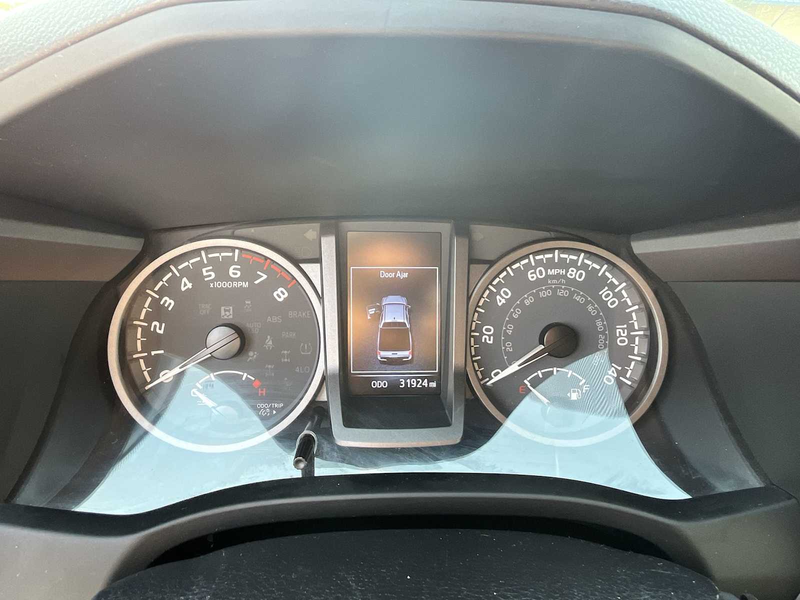 Thumbnail: 2023 Toyota Tacoma - 18