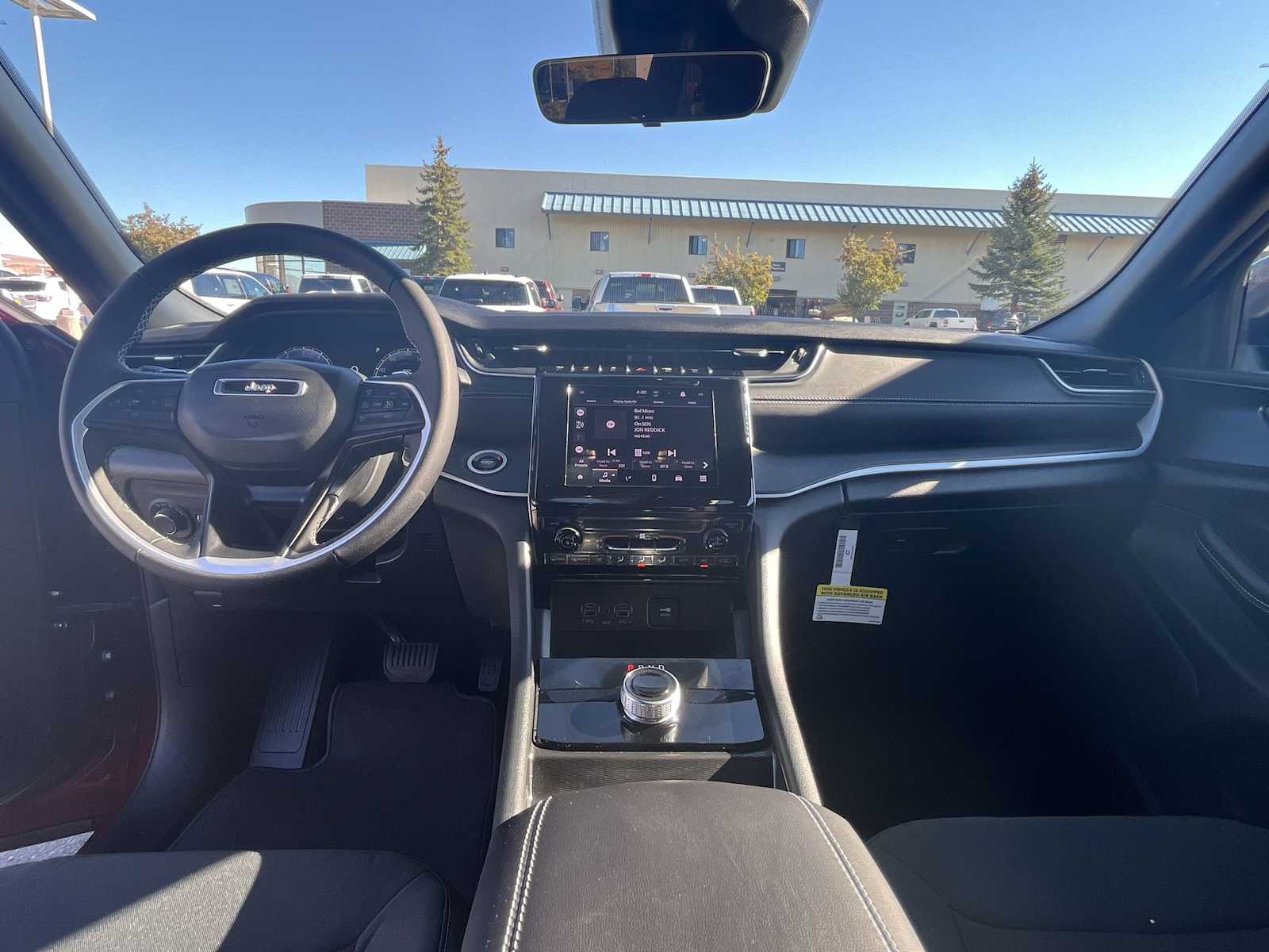 Thumbnail: 2025 Jeep Grand Cherokee - 10