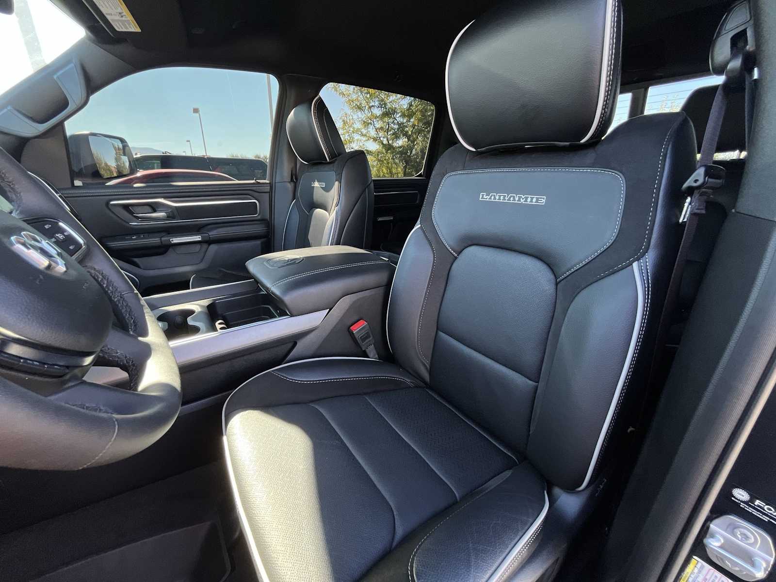 Thumbnail: 2025 RAM 1500 - 11