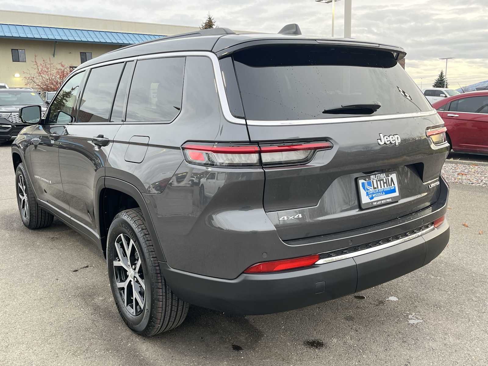 Thumbnail: 2025 Jeep Grand Cherokee - 4