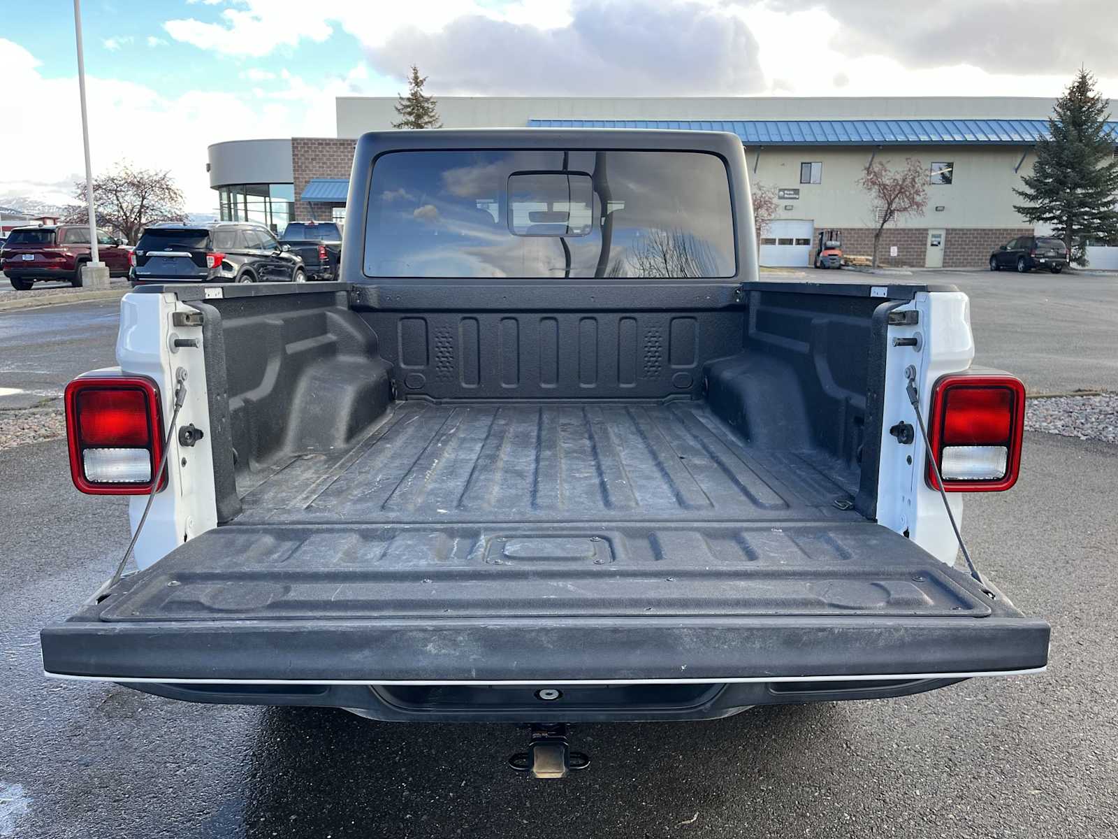 Thumbnail: 2023 Jeep Gladiator - 19