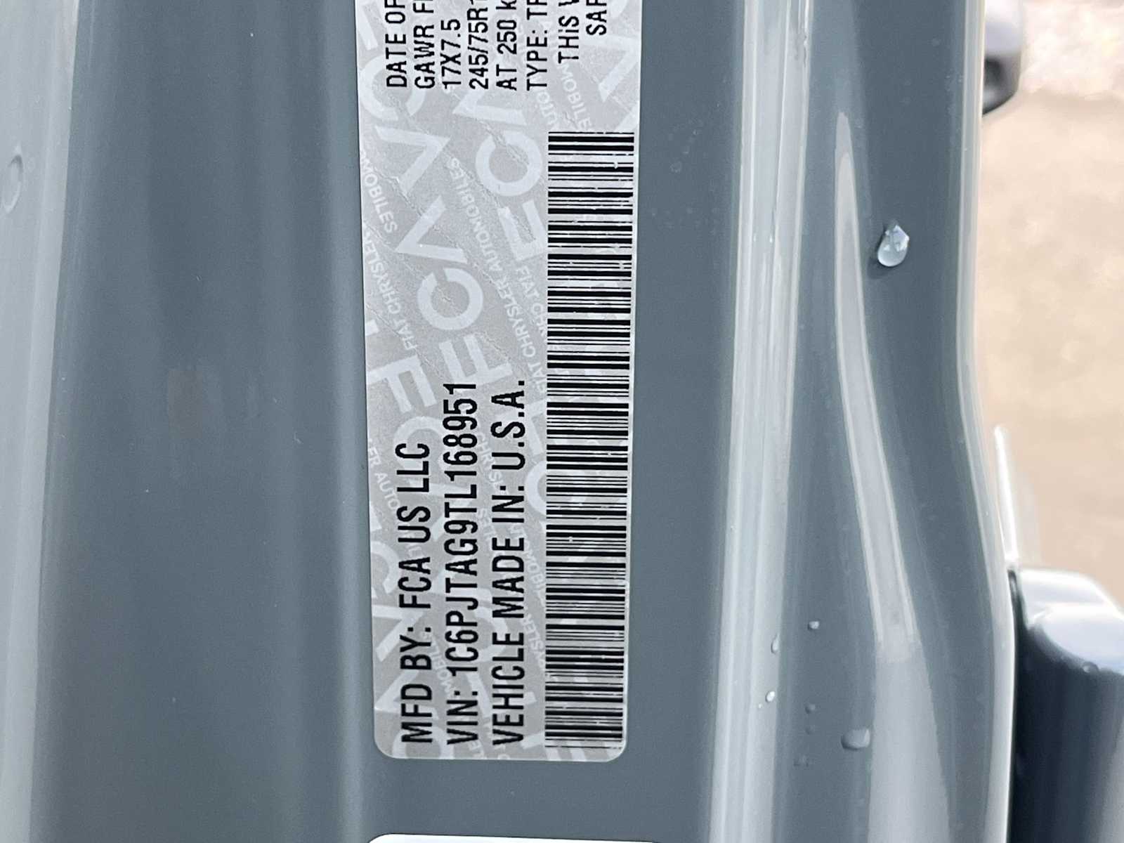 Thumbnail: 2026 Jeep Gladiator - 21