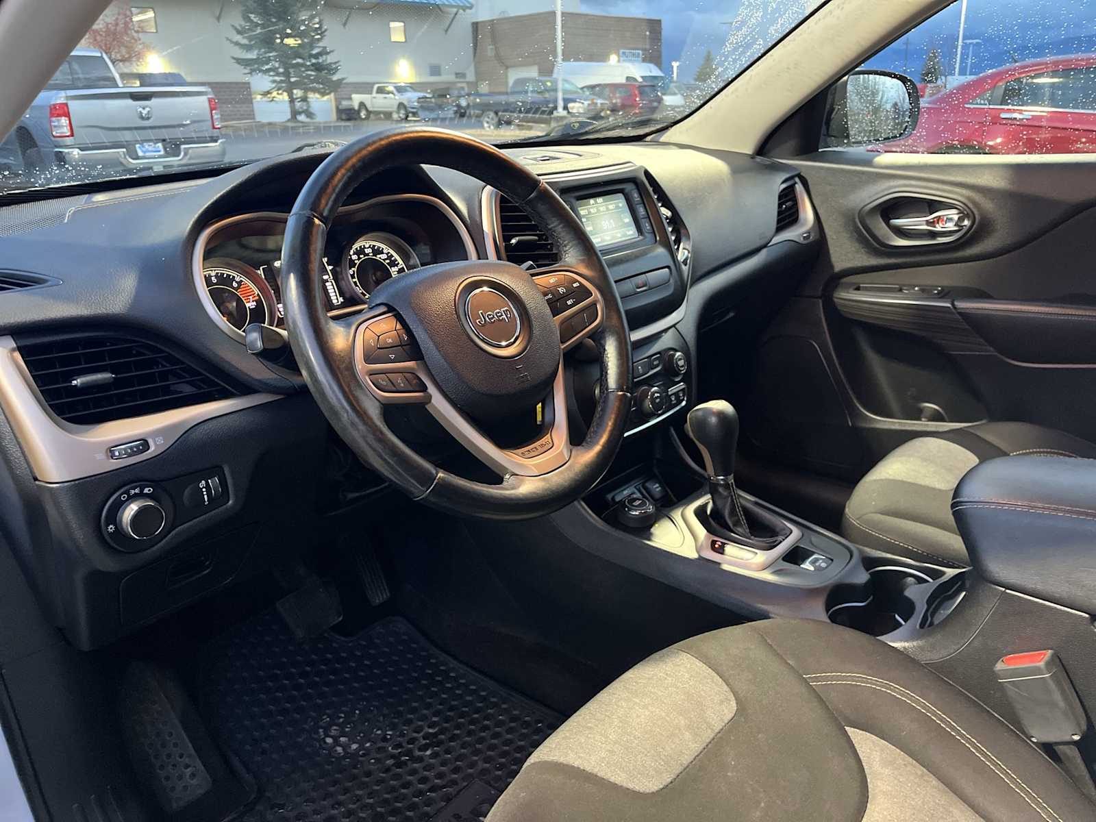 Thumbnail: 2017 Jeep Cherokee - 2