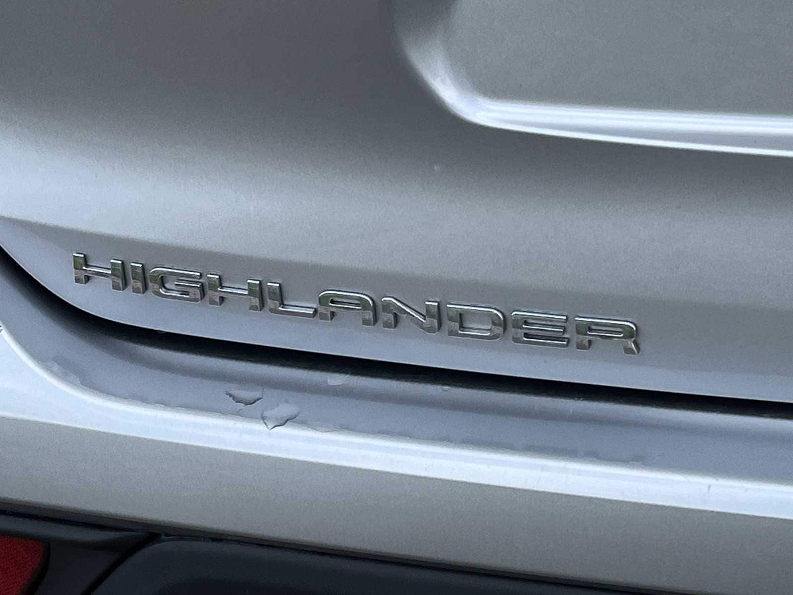 Thumbnail: 2021 Toyota Highlander - 7