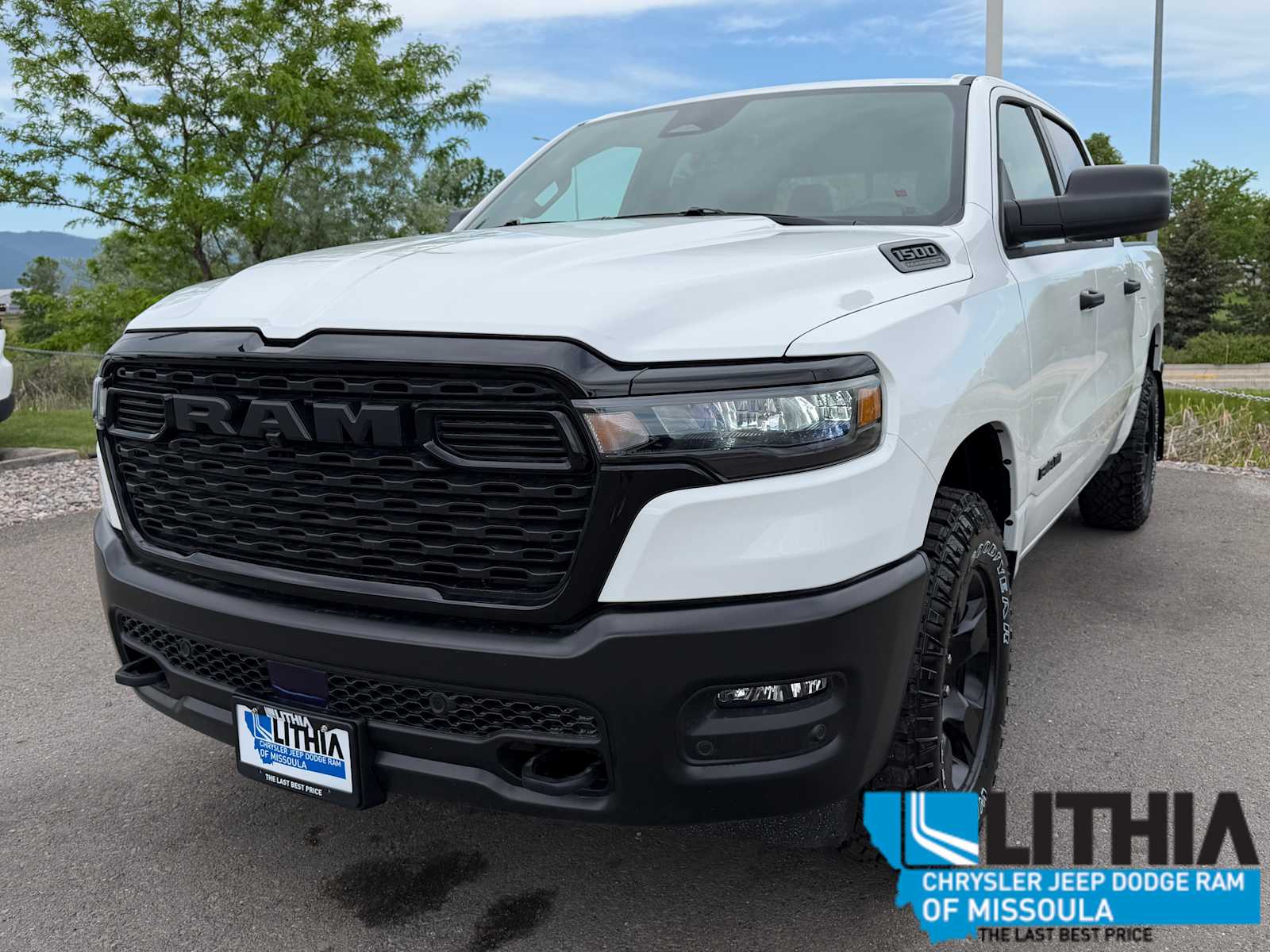 2026 RAM 1500 Warlock 4x4 Crew Cab 5'7's photo