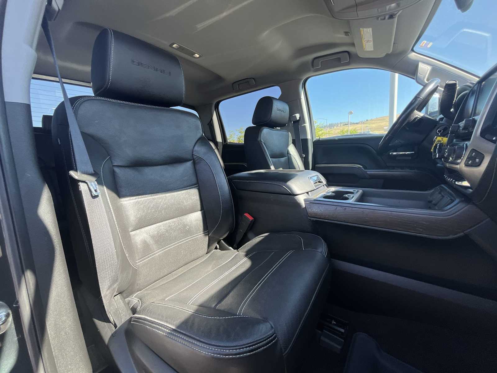 Thumbnail: 2018 GMC Sierra 3500 - 14
