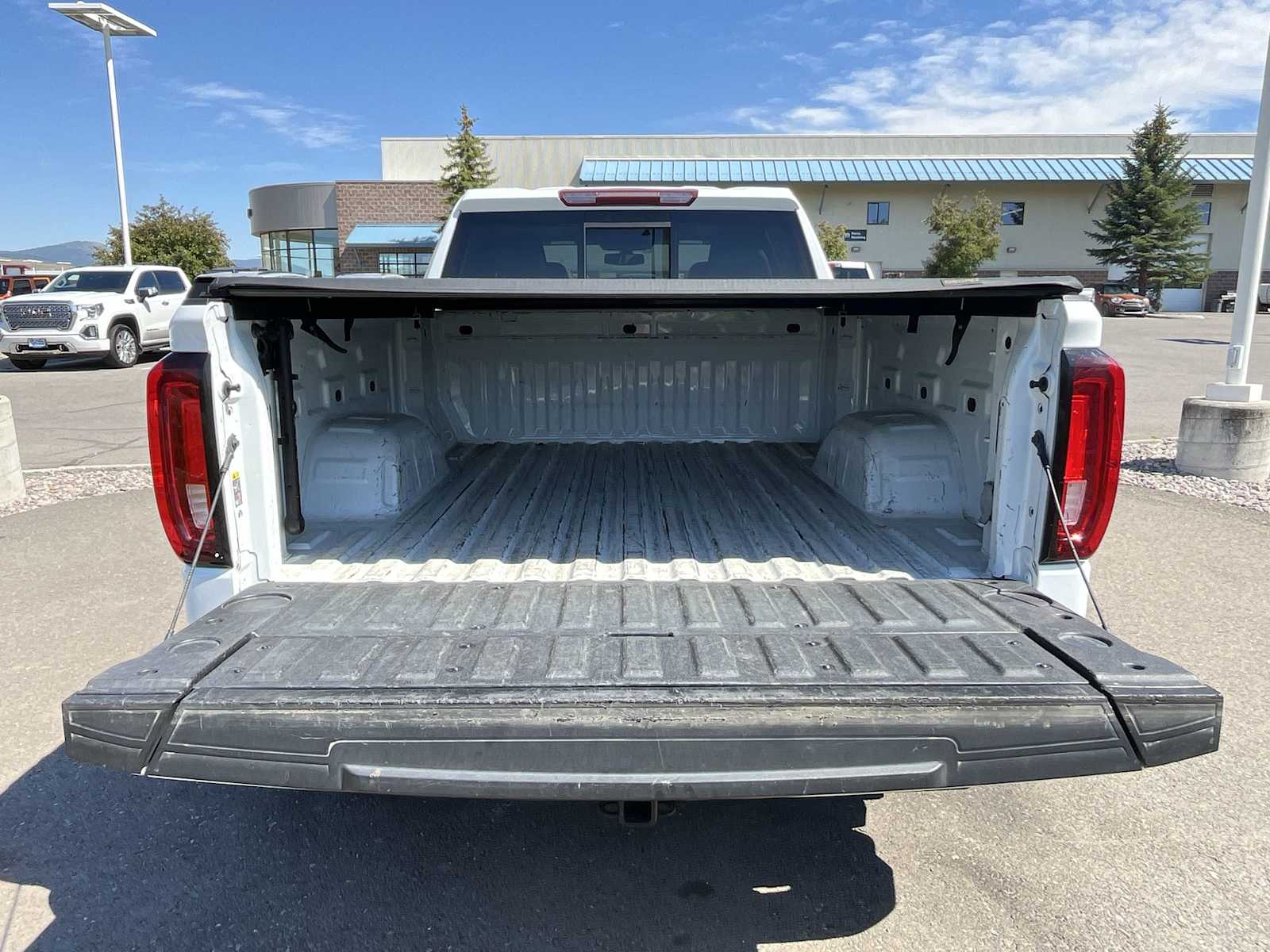 Thumbnail: 2021 GMC Sierra 1500 - 19
