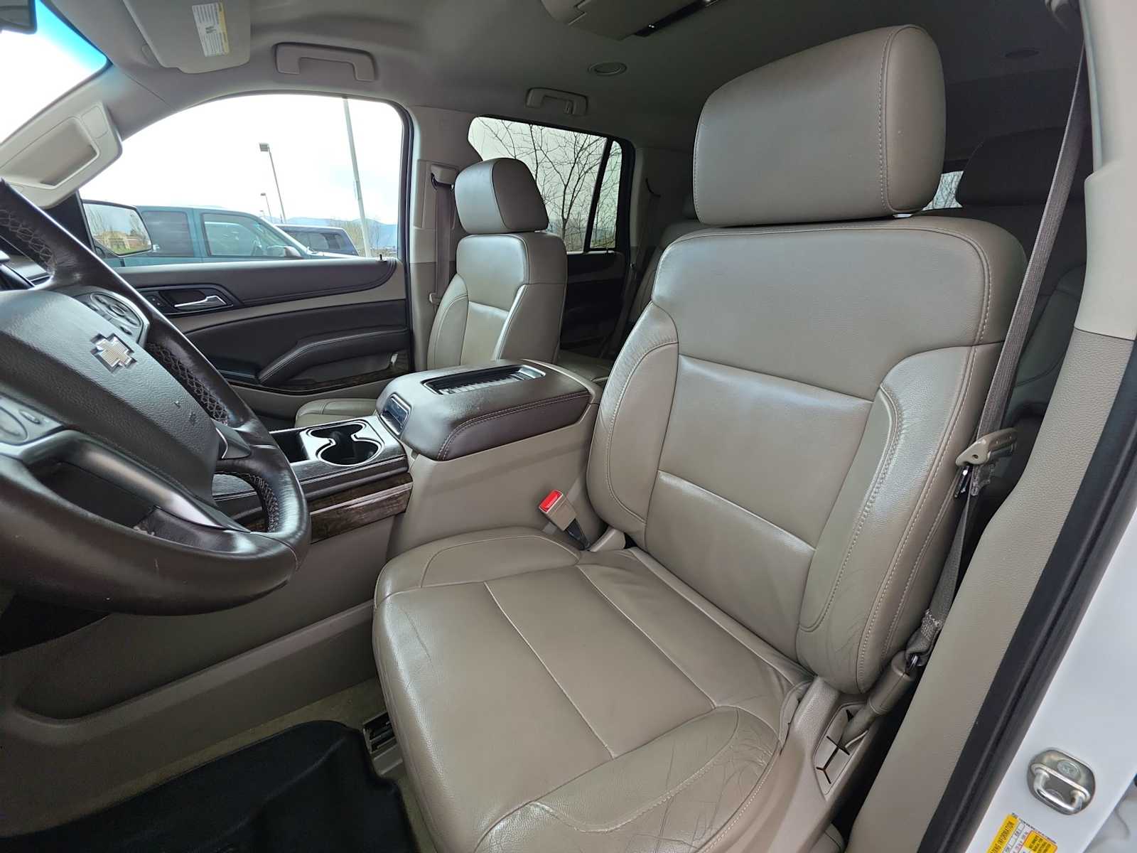 Thumbnail: 2015 Chevrolet Tahoe - 11