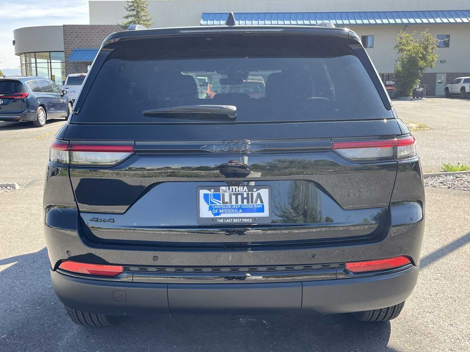 Thumbnail: 2025 Jeep Grand Cherokee - 5