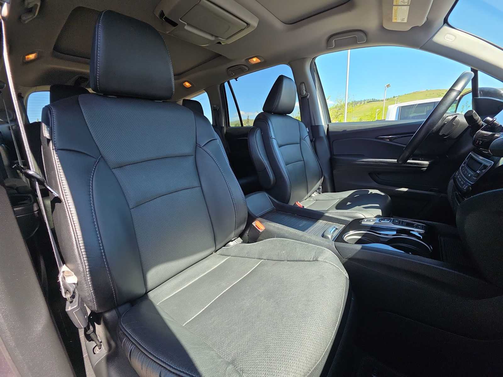 Thumbnail: 2021 Honda Pilot - 14