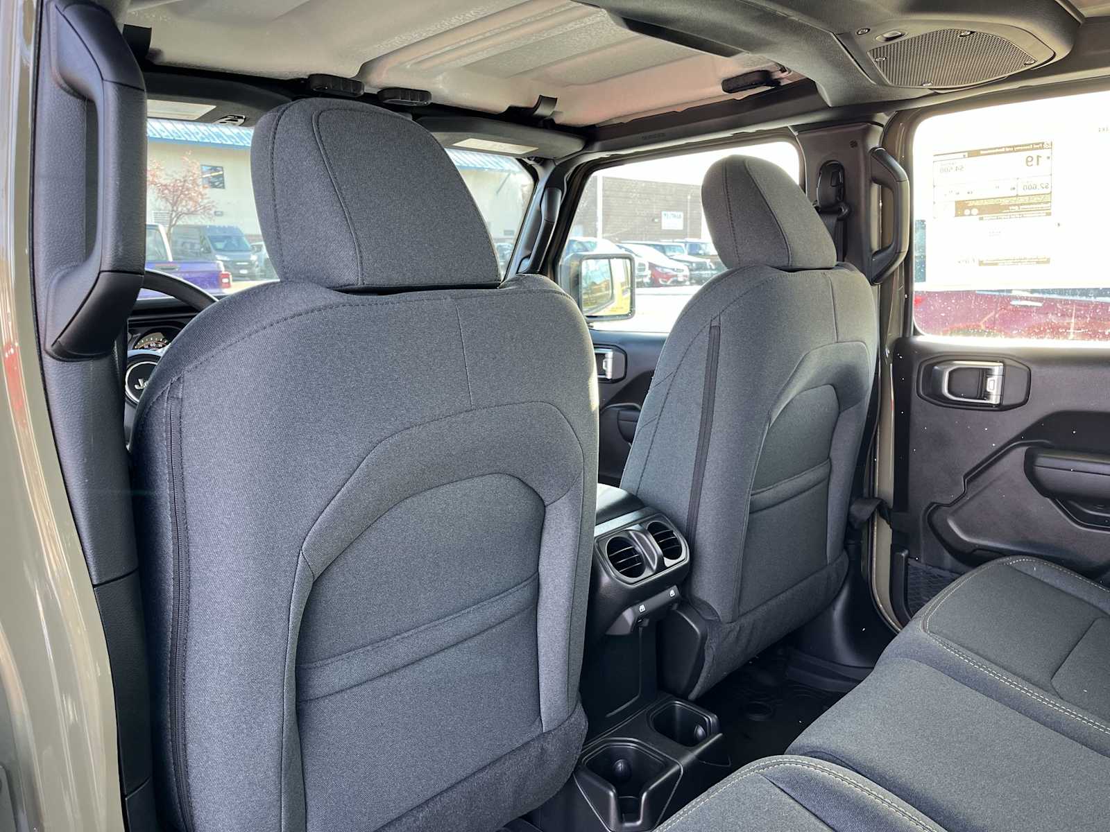 Thumbnail: 2026 Jeep Gladiator - 12