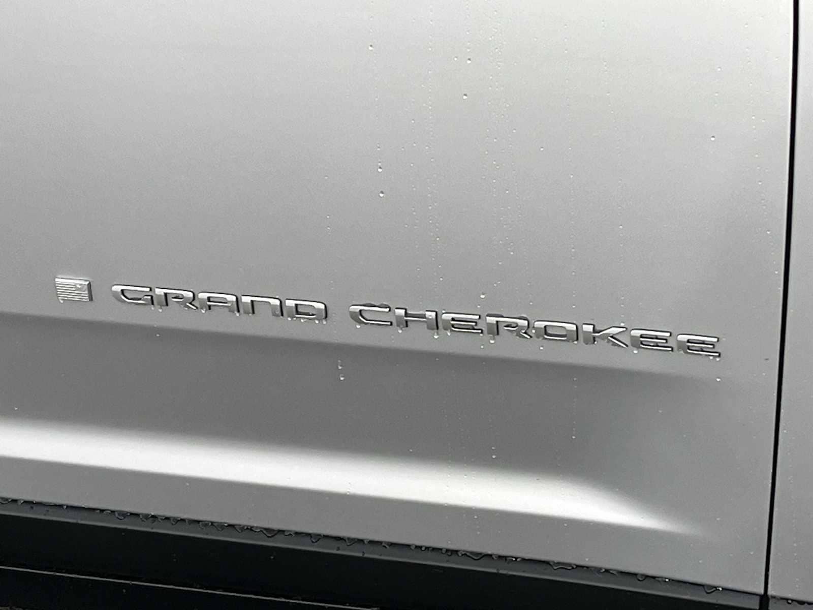 Thumbnail: 2025 Jeep Grand Cherokee - 7