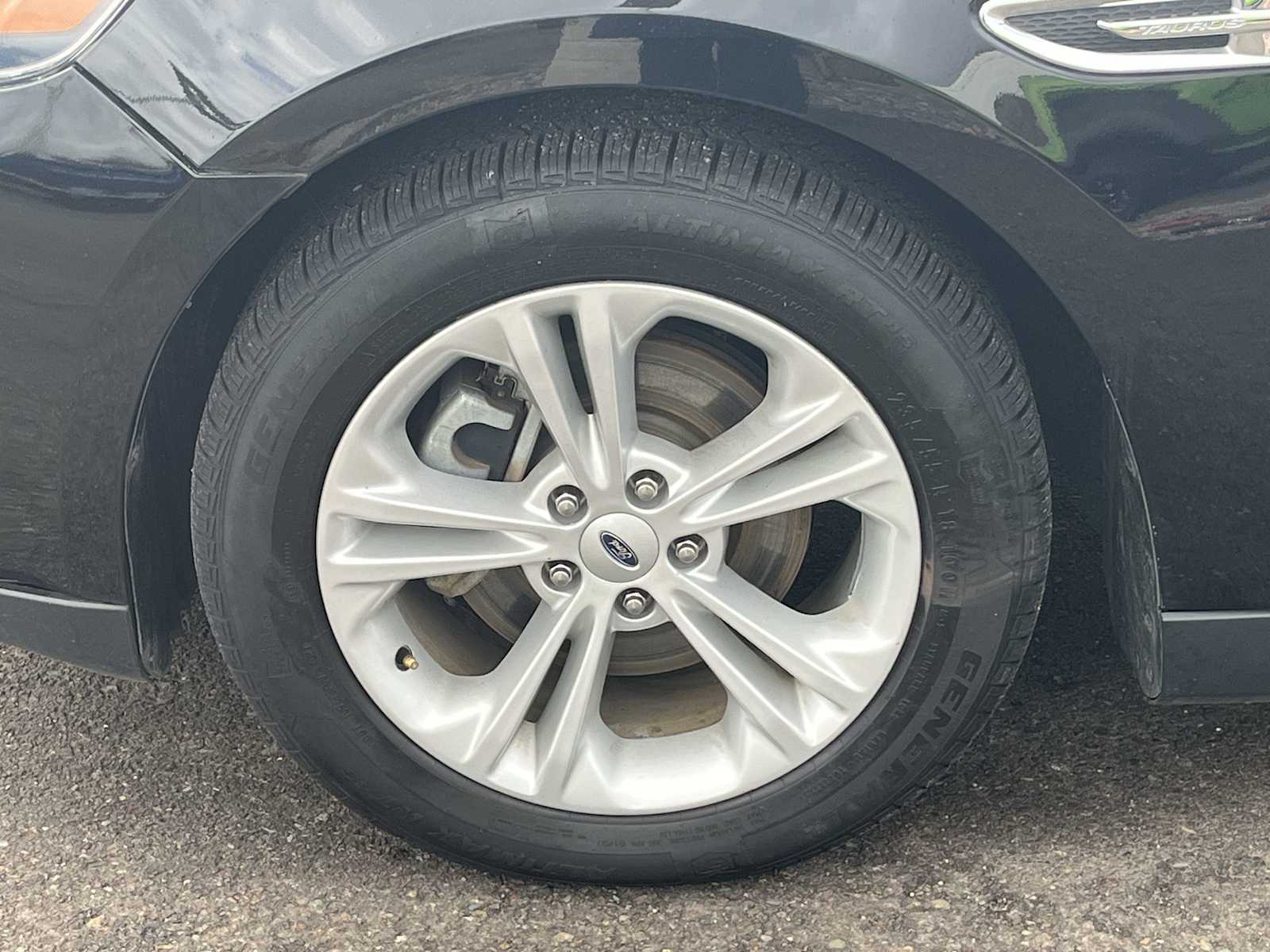 Thumbnail: 2019 Ford Taurus - 8