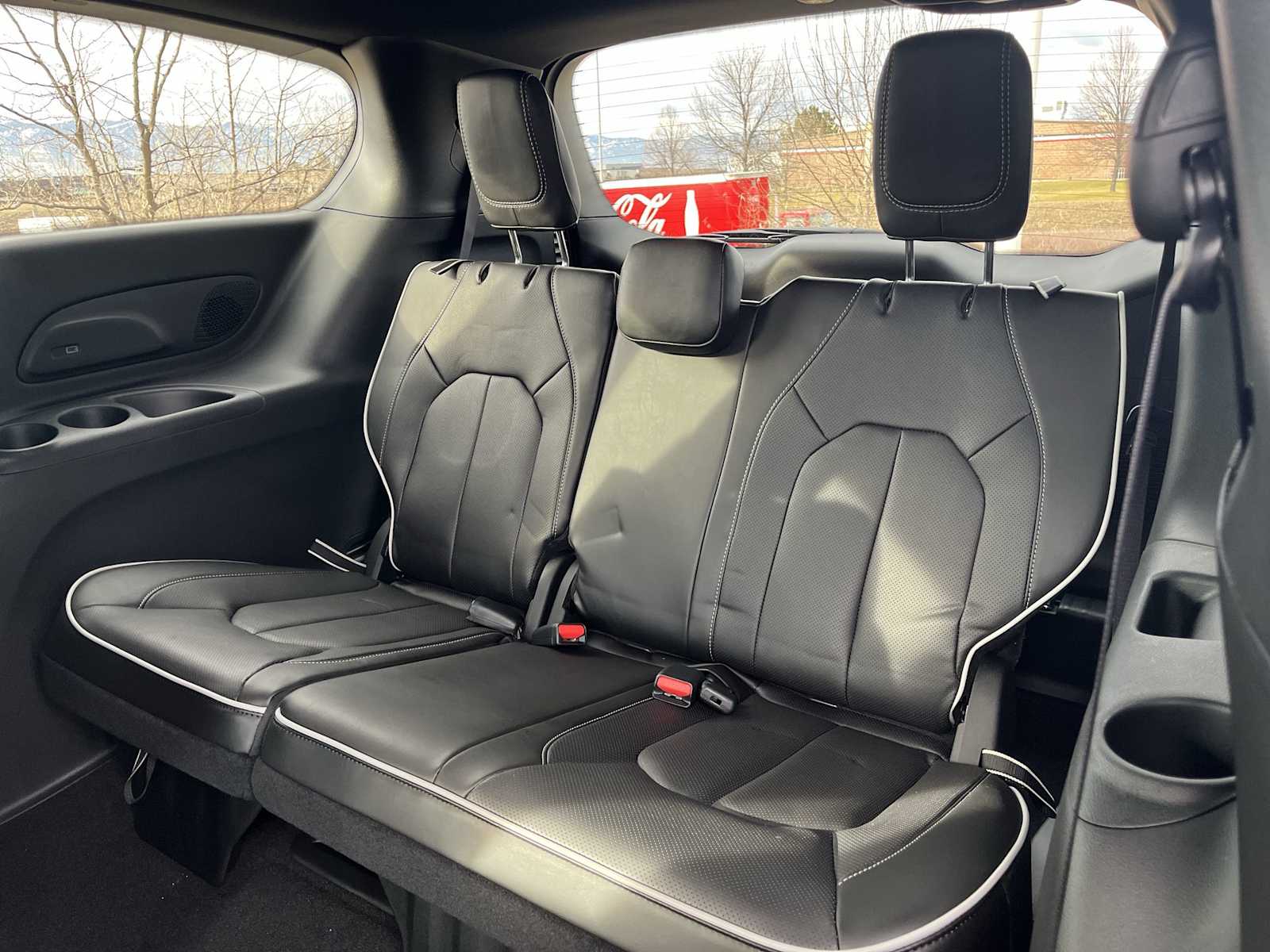 Thumbnail: 2026 Chrysler Pacifica - 22