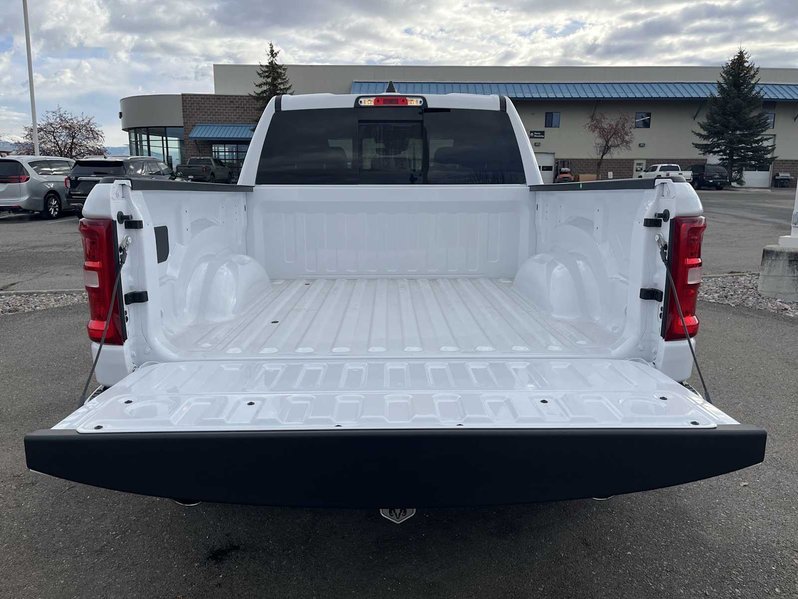 Thumbnail: 2026 RAM 1500 - 19