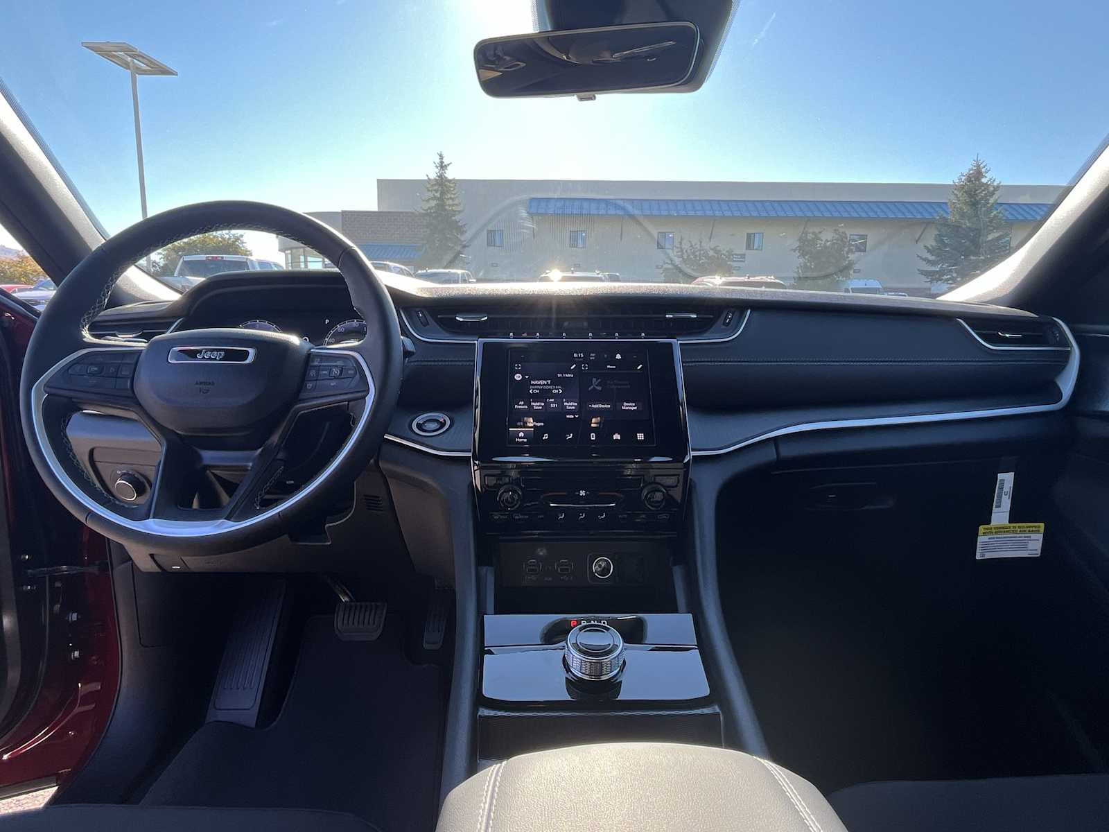 Thumbnail: 2025 Jeep Grand Cherokee - 10