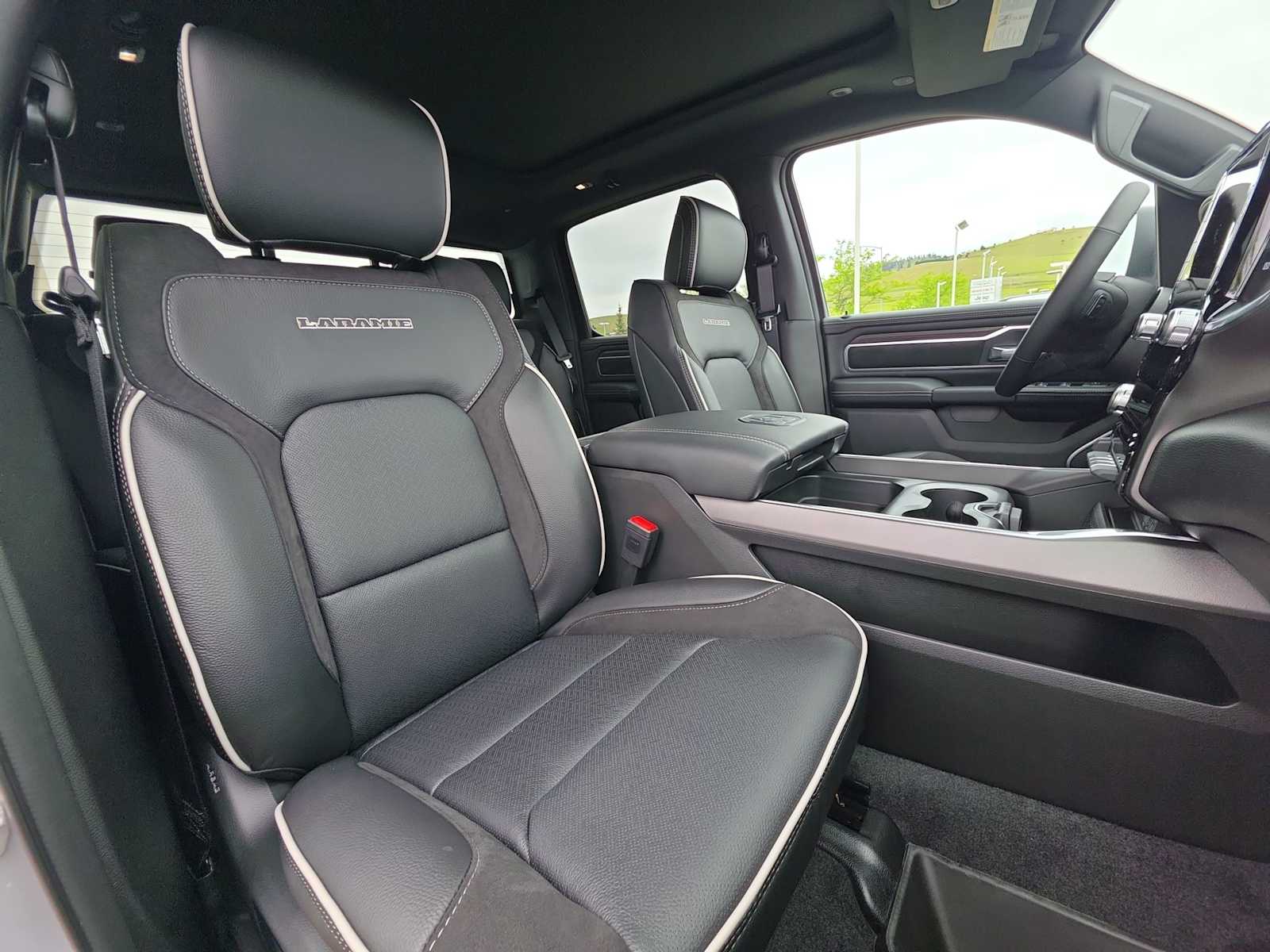 Thumbnail: 2026 RAM 1500 - 14