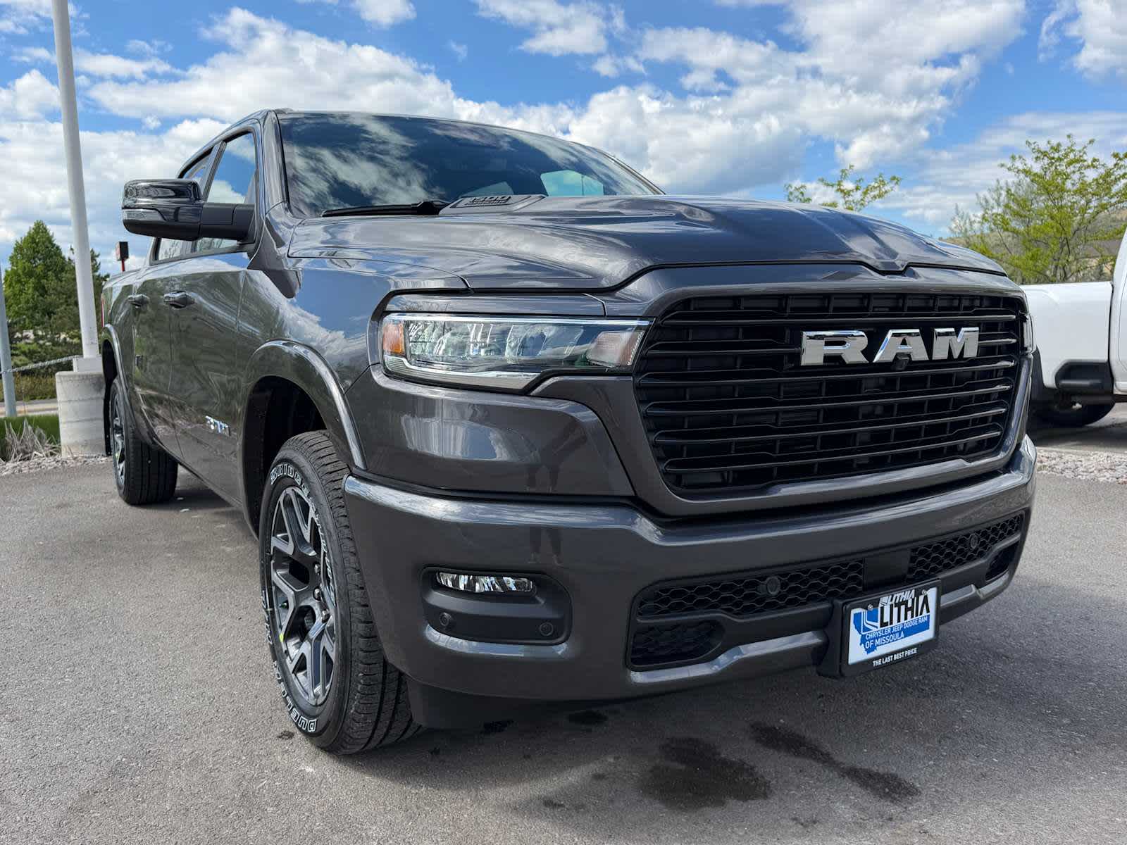 Thumbnail: 2026 RAM 1500 - 5