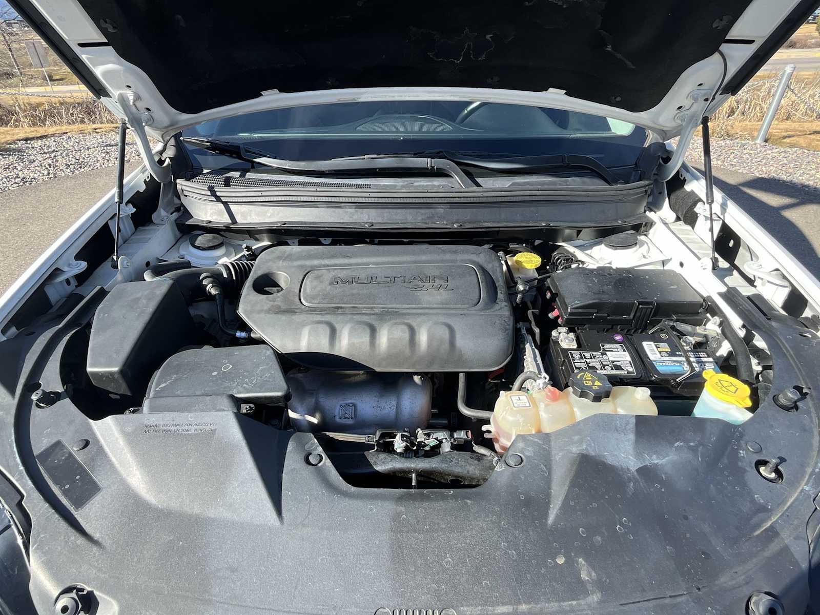 Thumbnail: 2019 Jeep Cherokee - 9