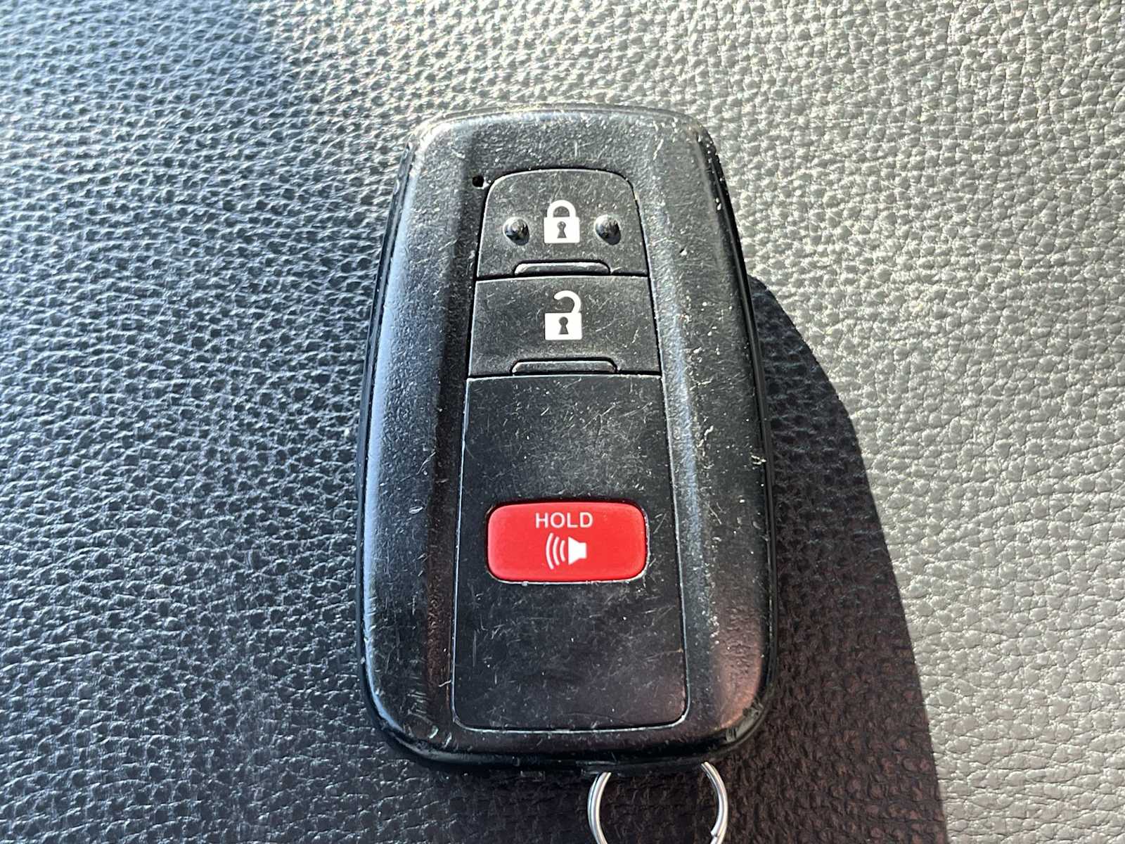 Thumbnail: 2021 Toyota RAV4 - 20