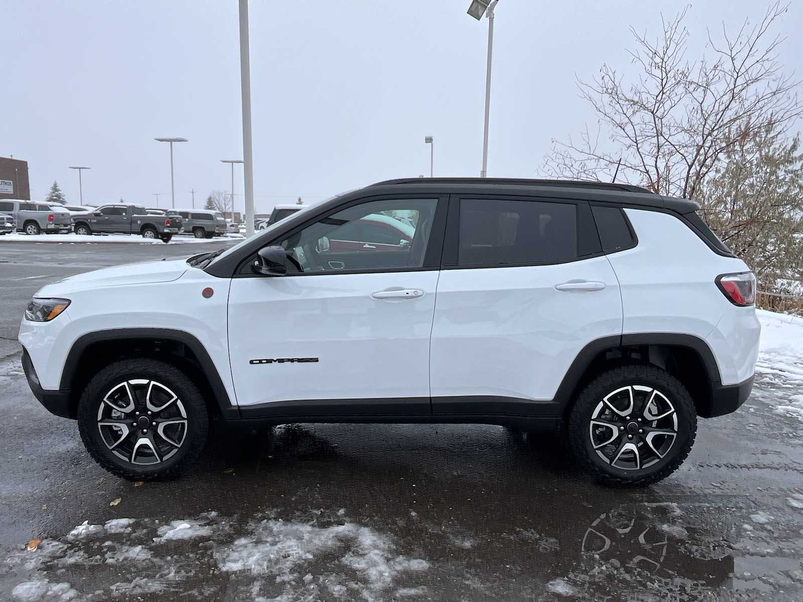 Thumbnail: 2026 Jeep Compass - 3