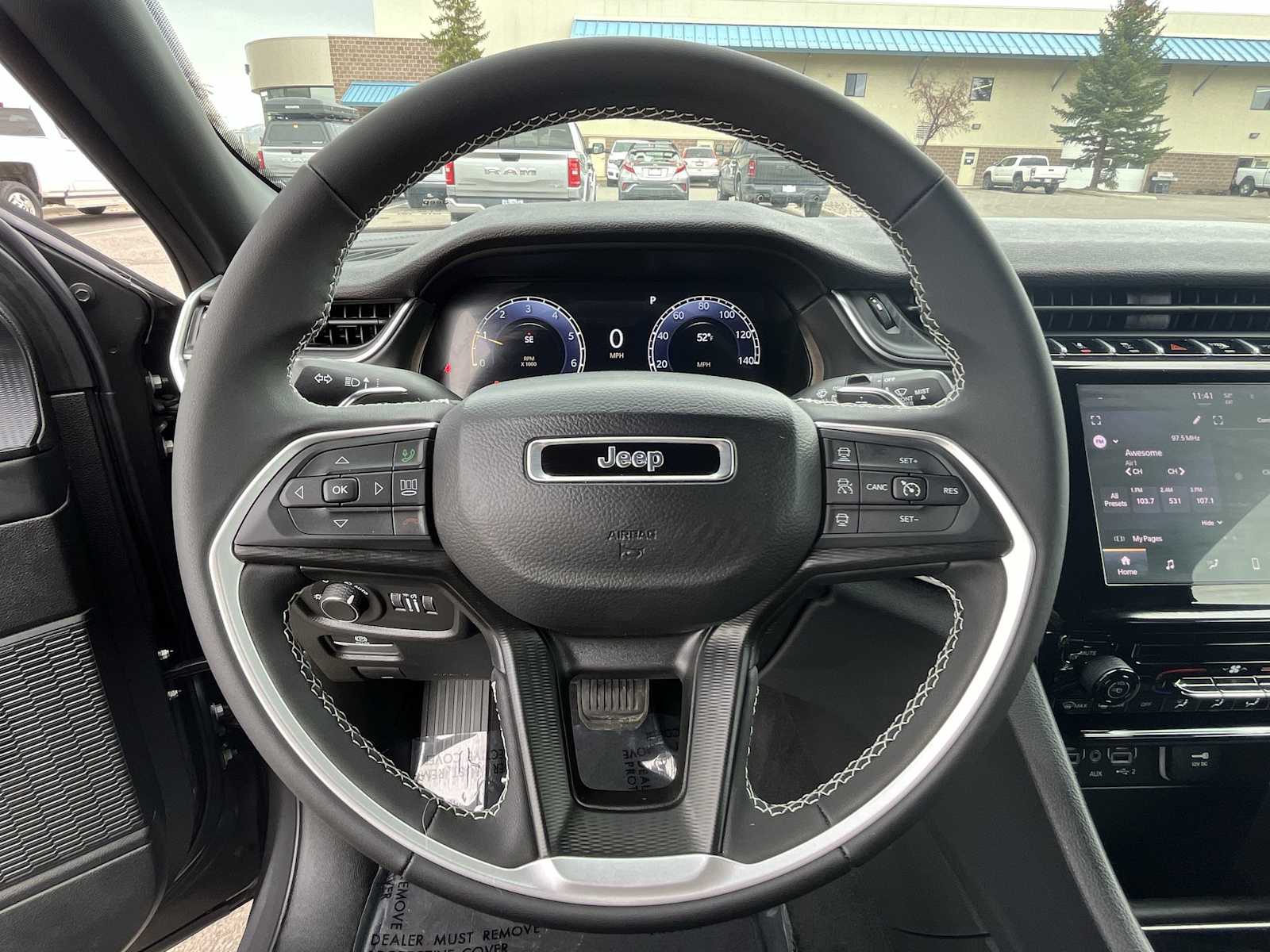 Thumbnail: 2025 Jeep Grand Cherokee - 15